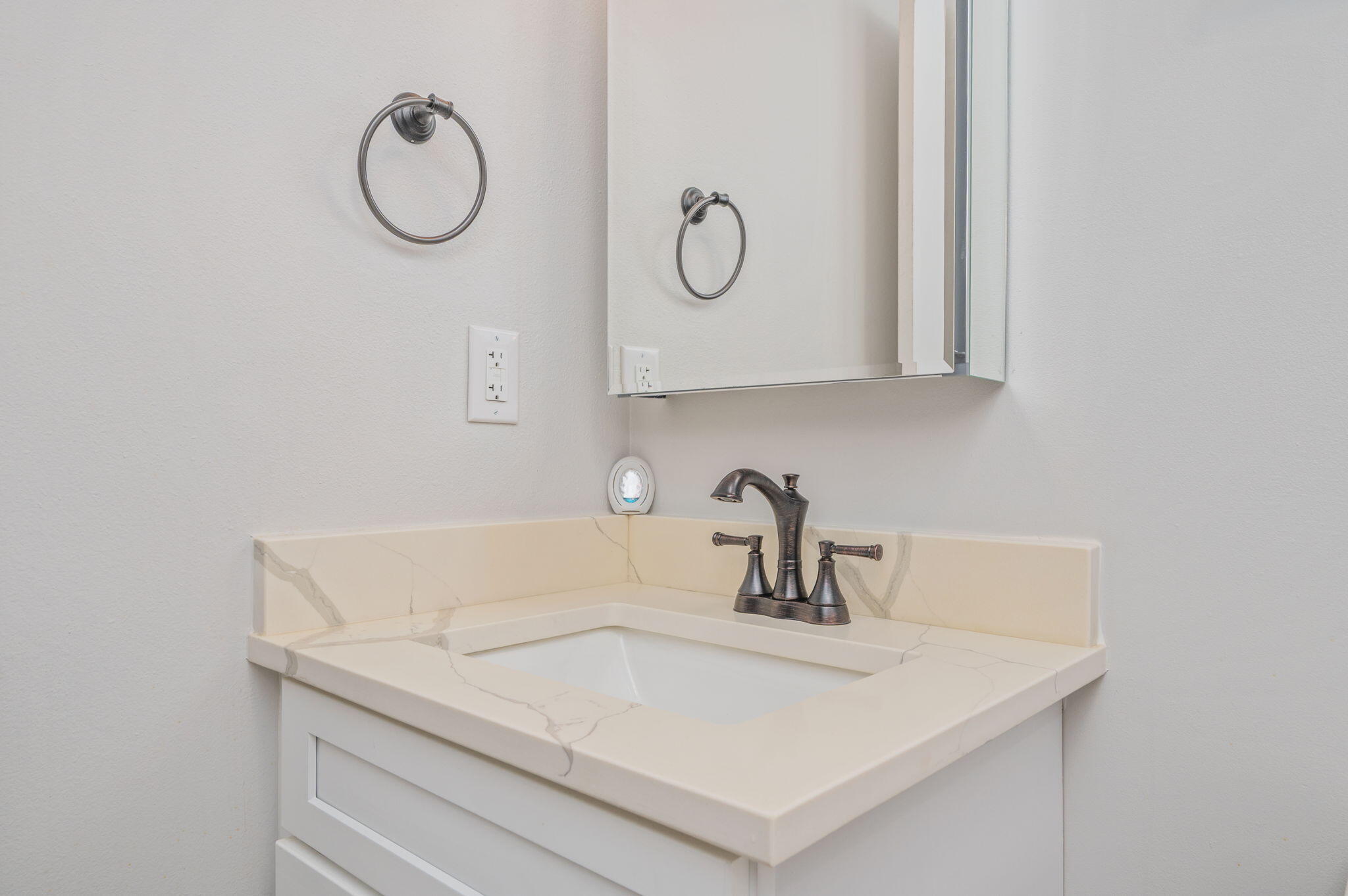 BAL ALEX ESTATES - Residential