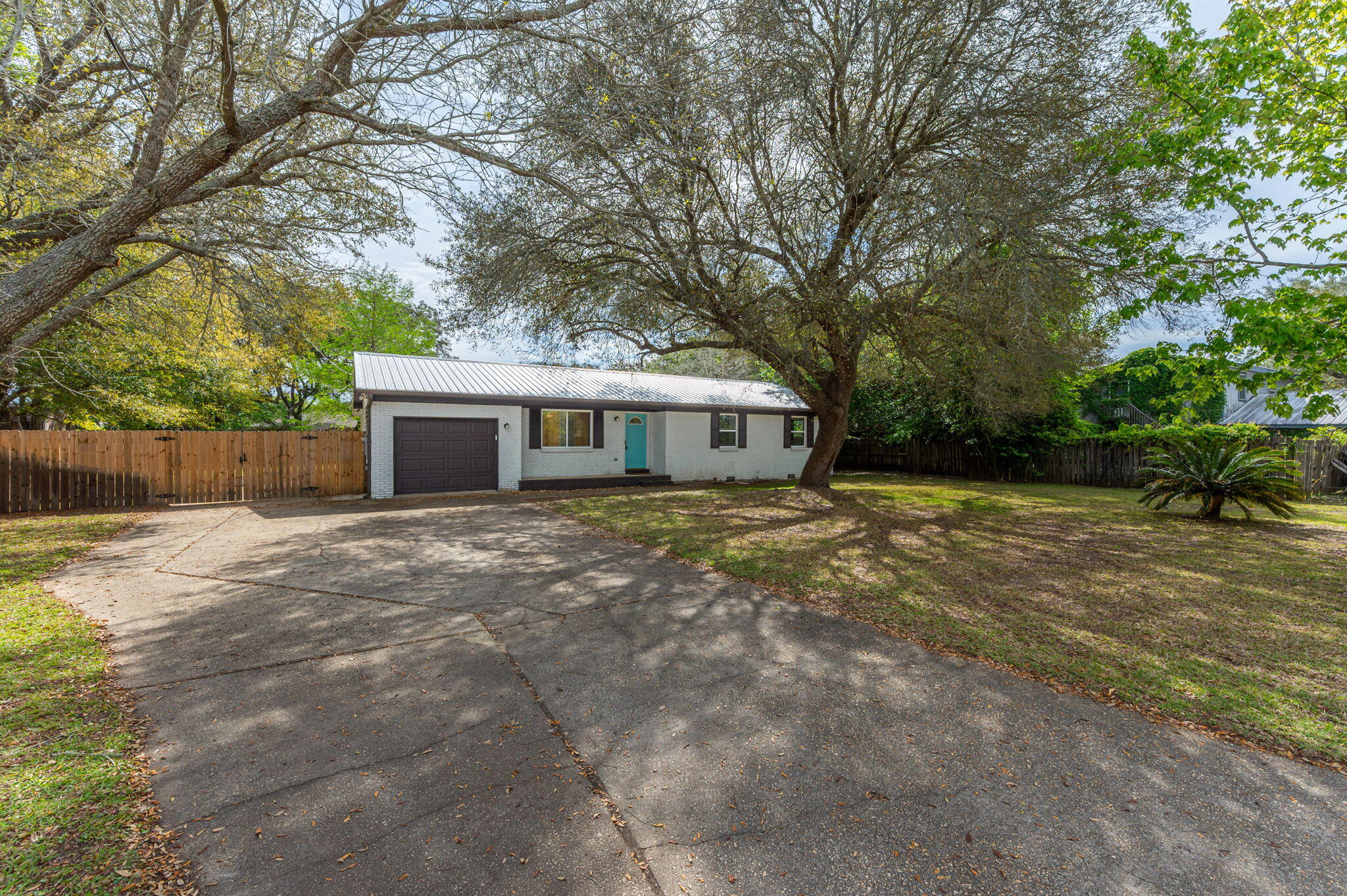 BAL ALEX ESTATES - Residential