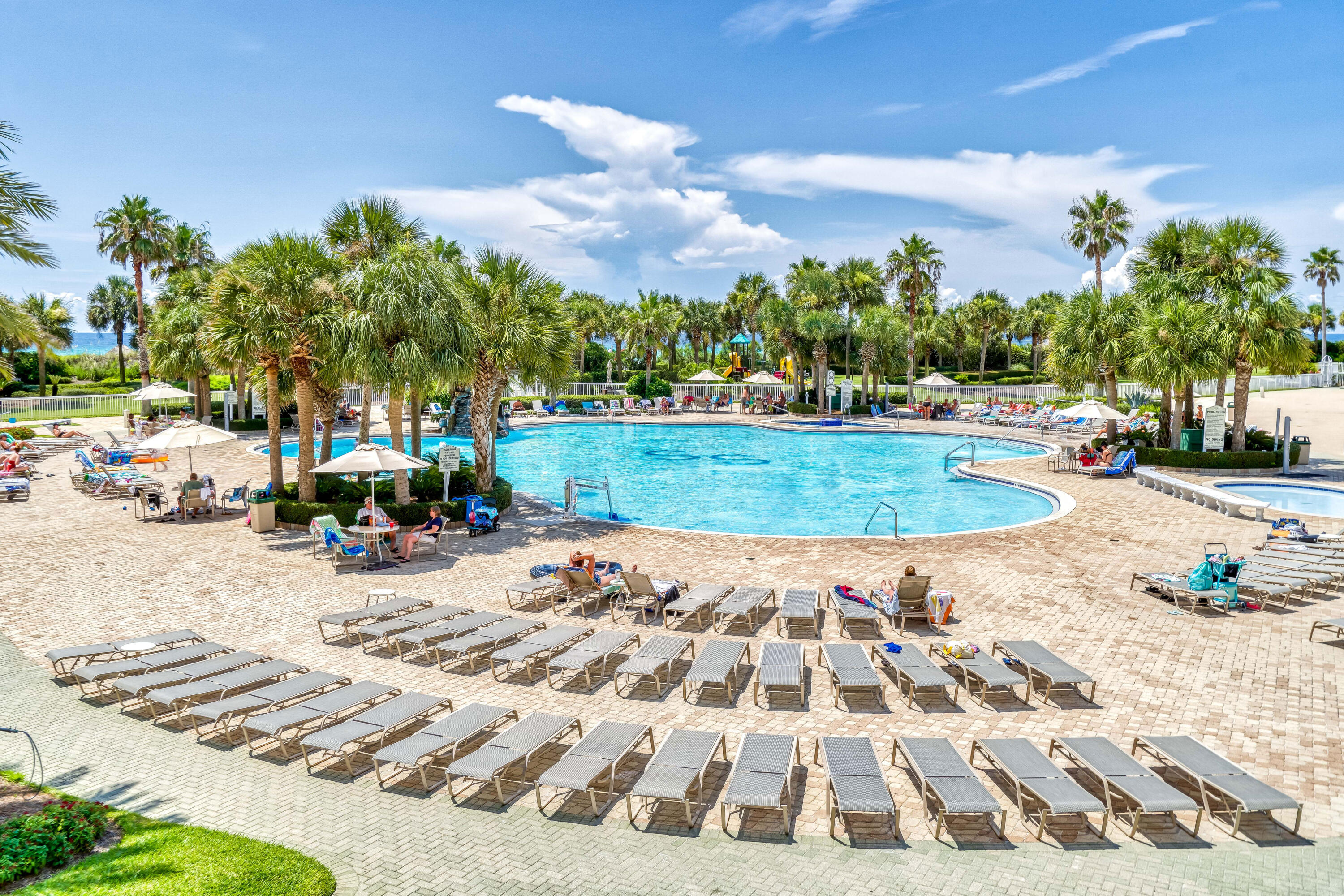 ST. LUCIA AT SILVER SHELLS - Residential