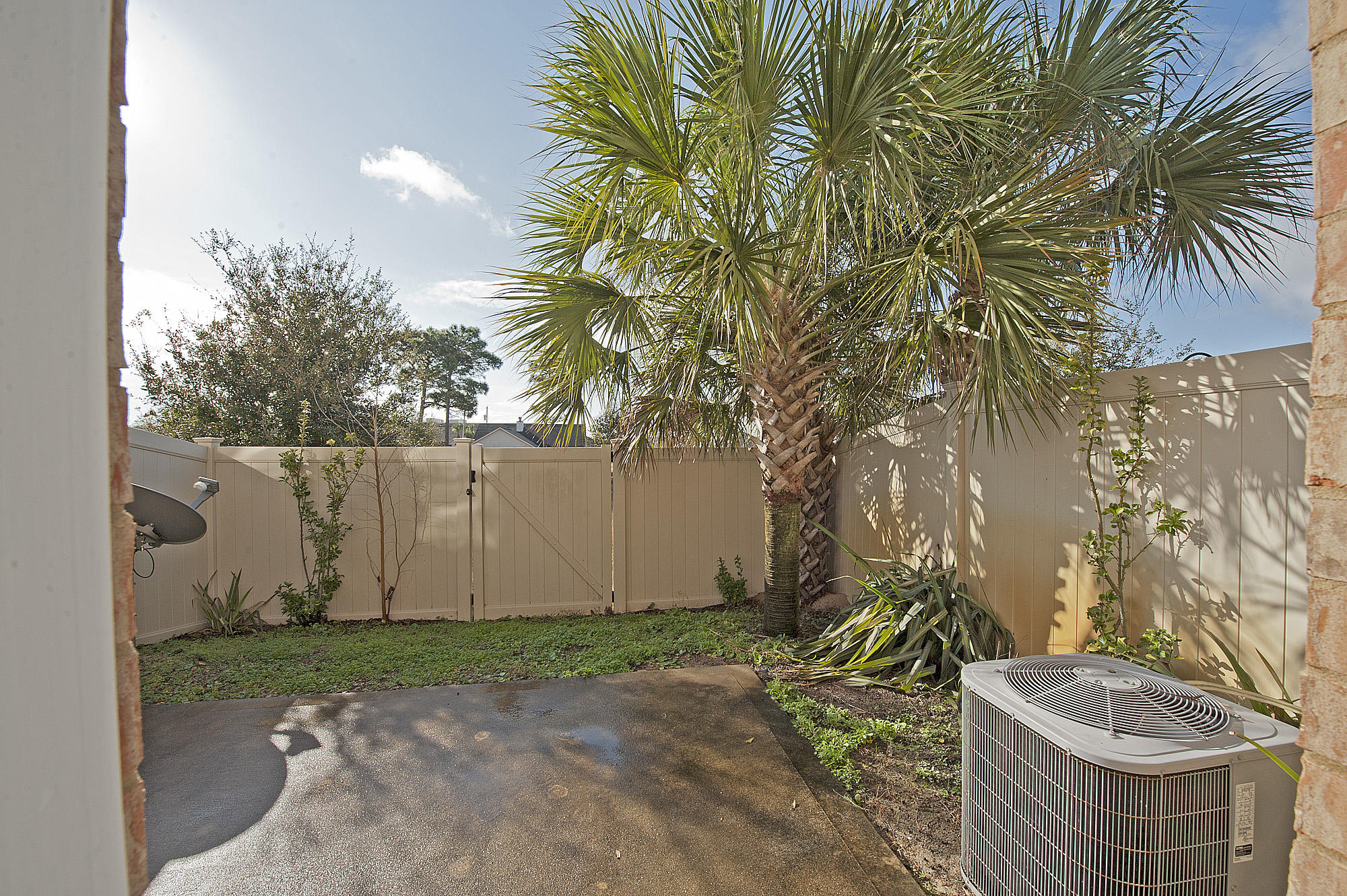 RESERVE POINTE - Residential