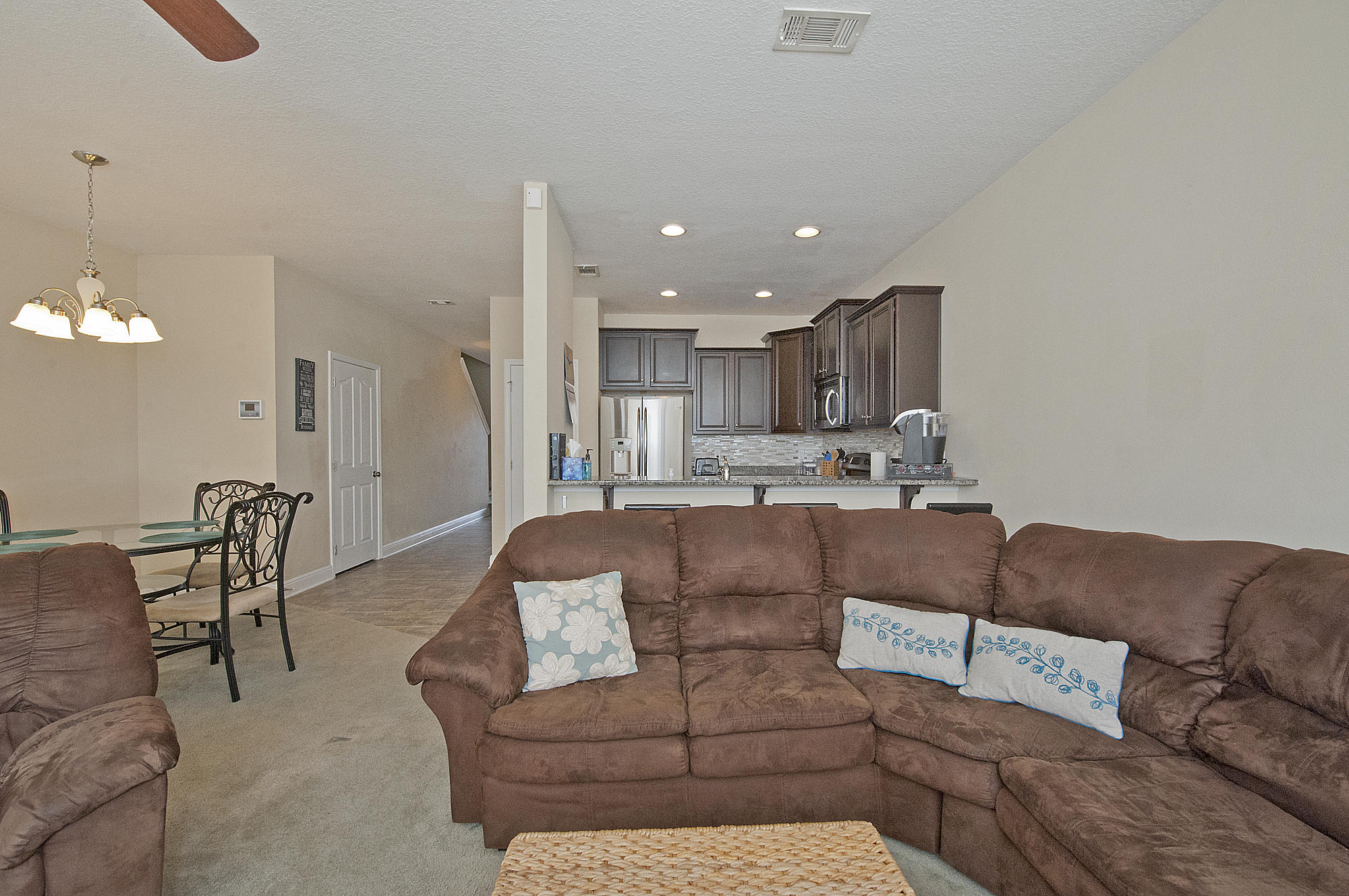 RESERVE POINTE - Residential