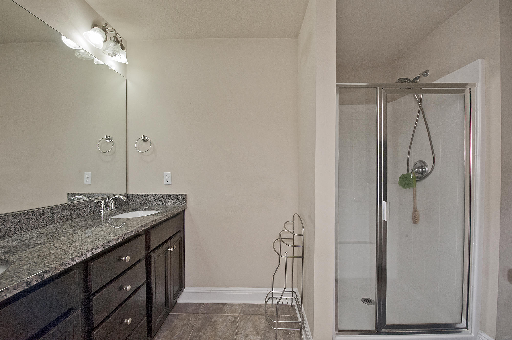 RESERVE POINTE - Residential