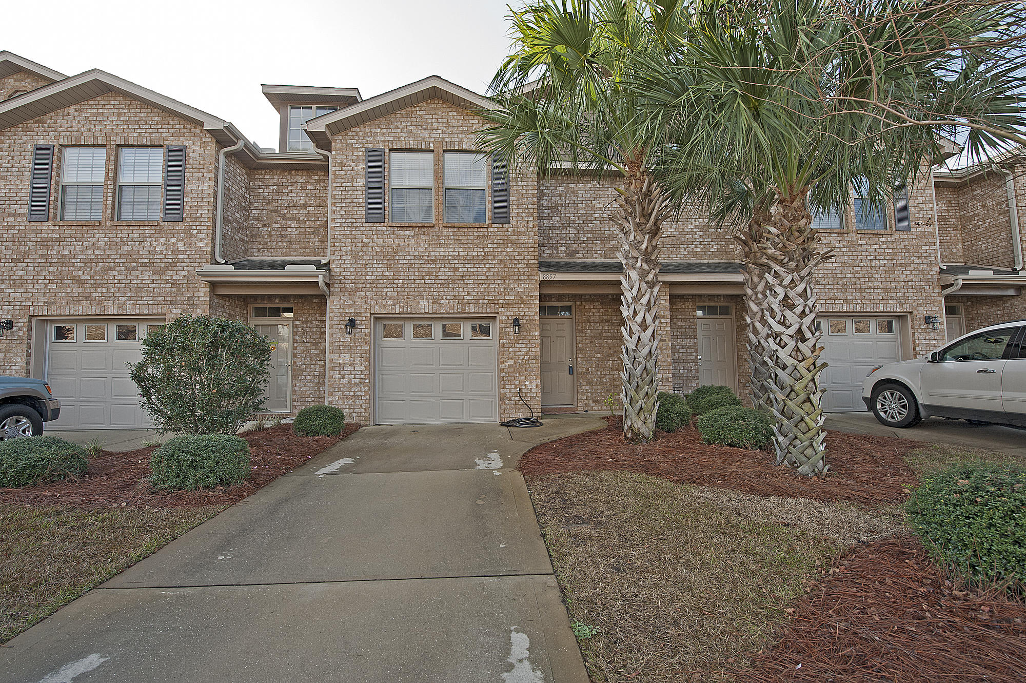 RESERVE POINTE - Residential