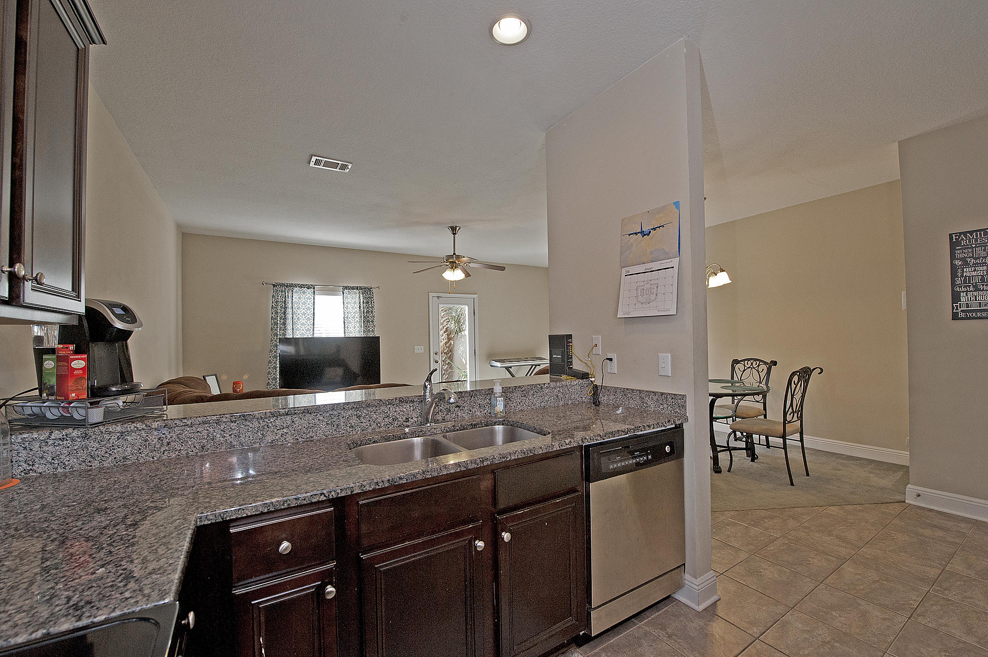 RESERVE POINTE - Residential