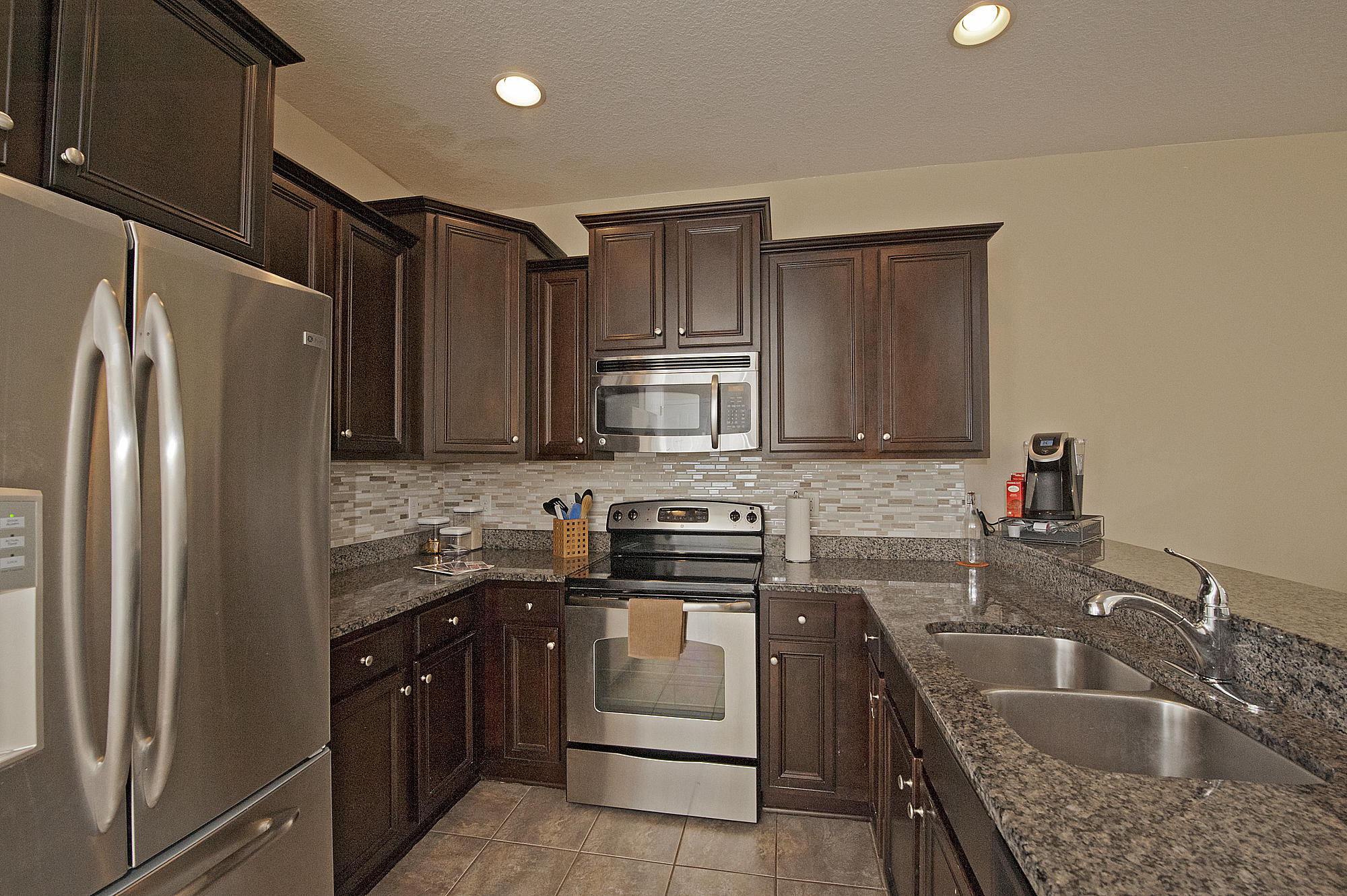 RESERVE POINTE - Residential