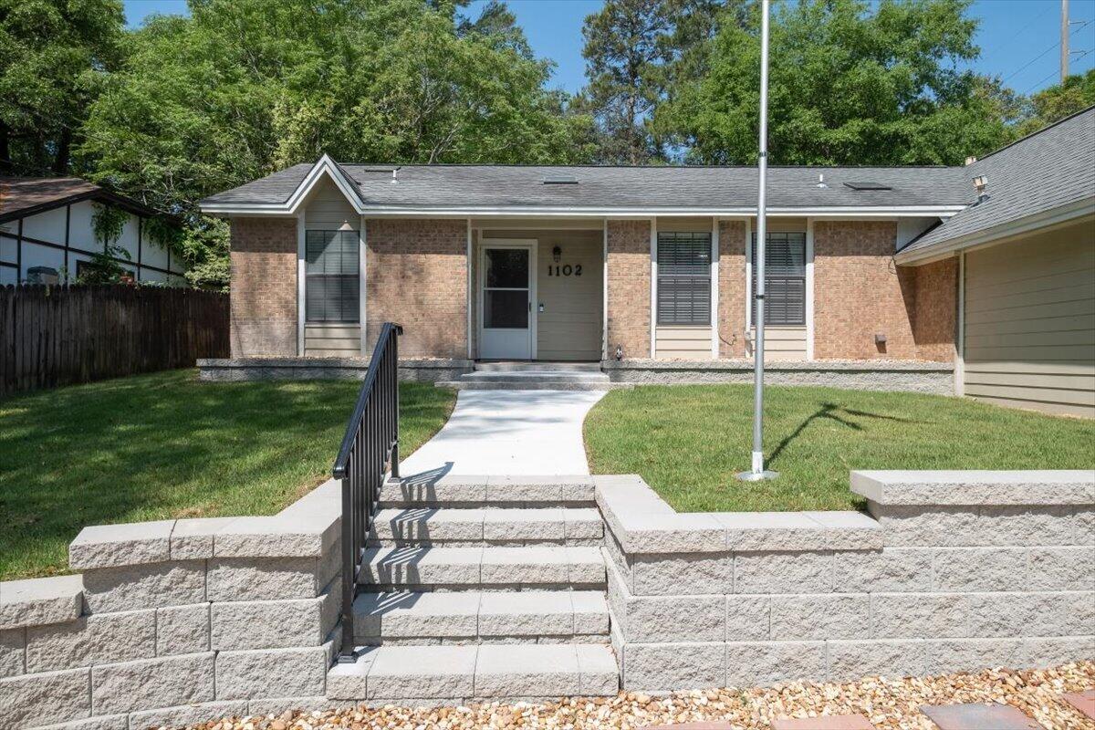 PINE FOREST - Residential