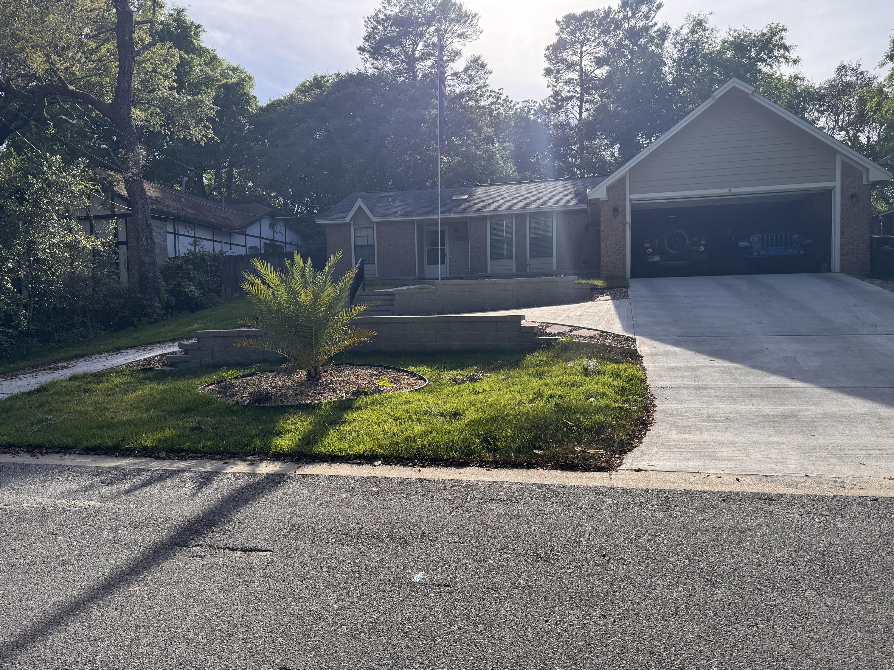 PINE FOREST - Residential