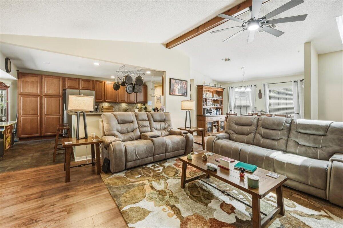 PINE FOREST - Residential