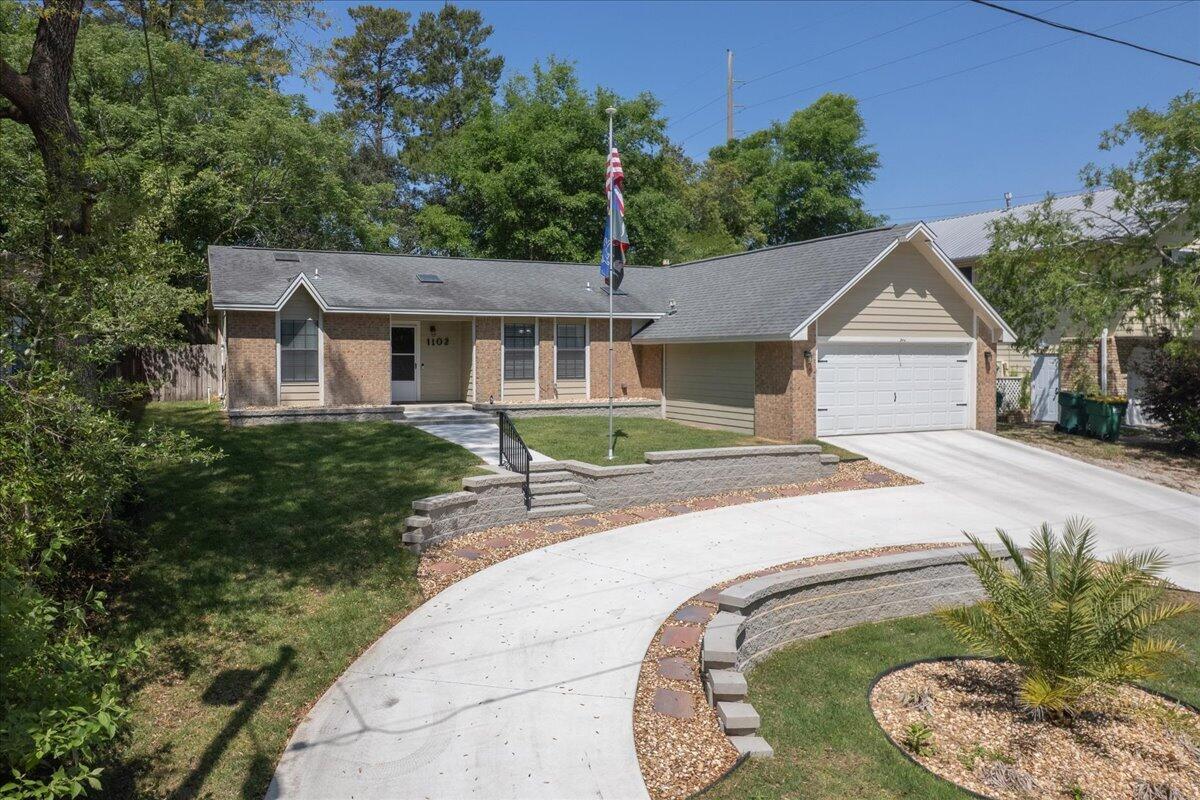 PINE FOREST - Residential