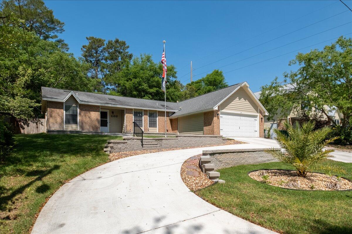 PINE FOREST - Residential