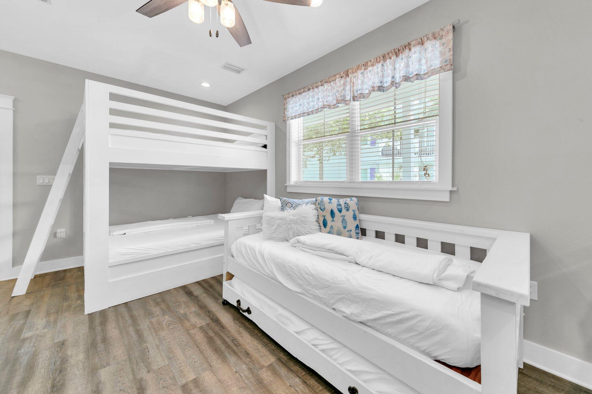 CYPRESS BREEZE PLANTATION - Residential