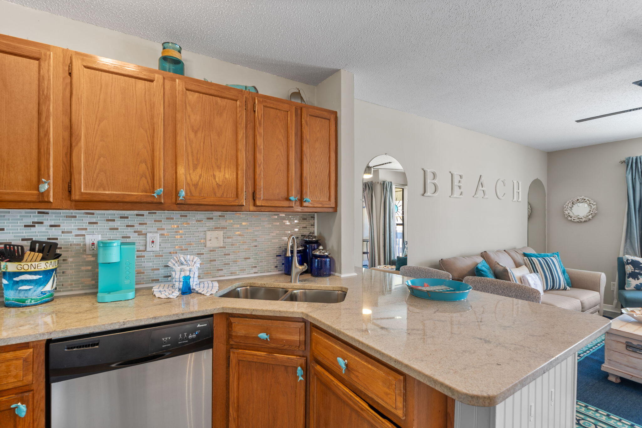 SANDPIPER COVE #19 UNIT 8214 BLDG D - Residential