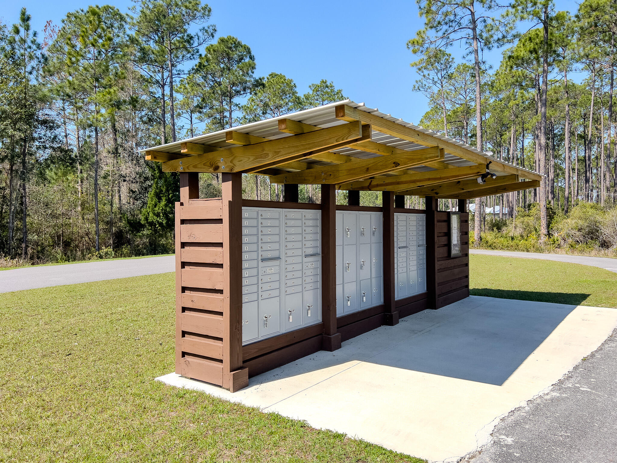 RIVERCAMPS ON CROOKED CREEK - Residential