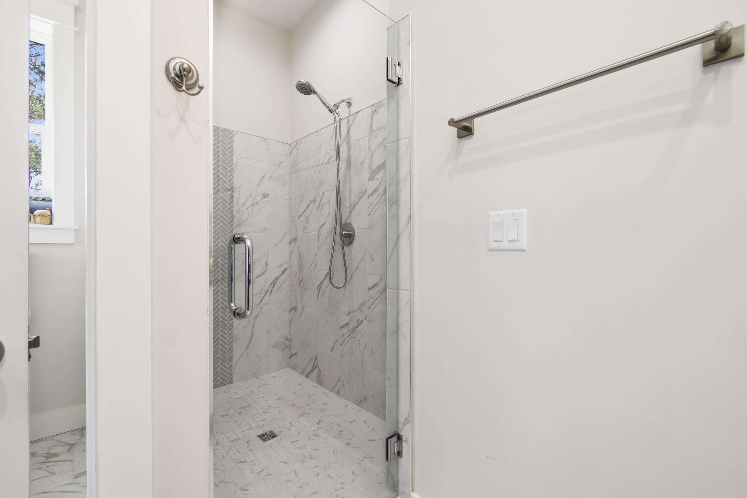 RIVERCAMPS ON CROOKED CREEK - Residential