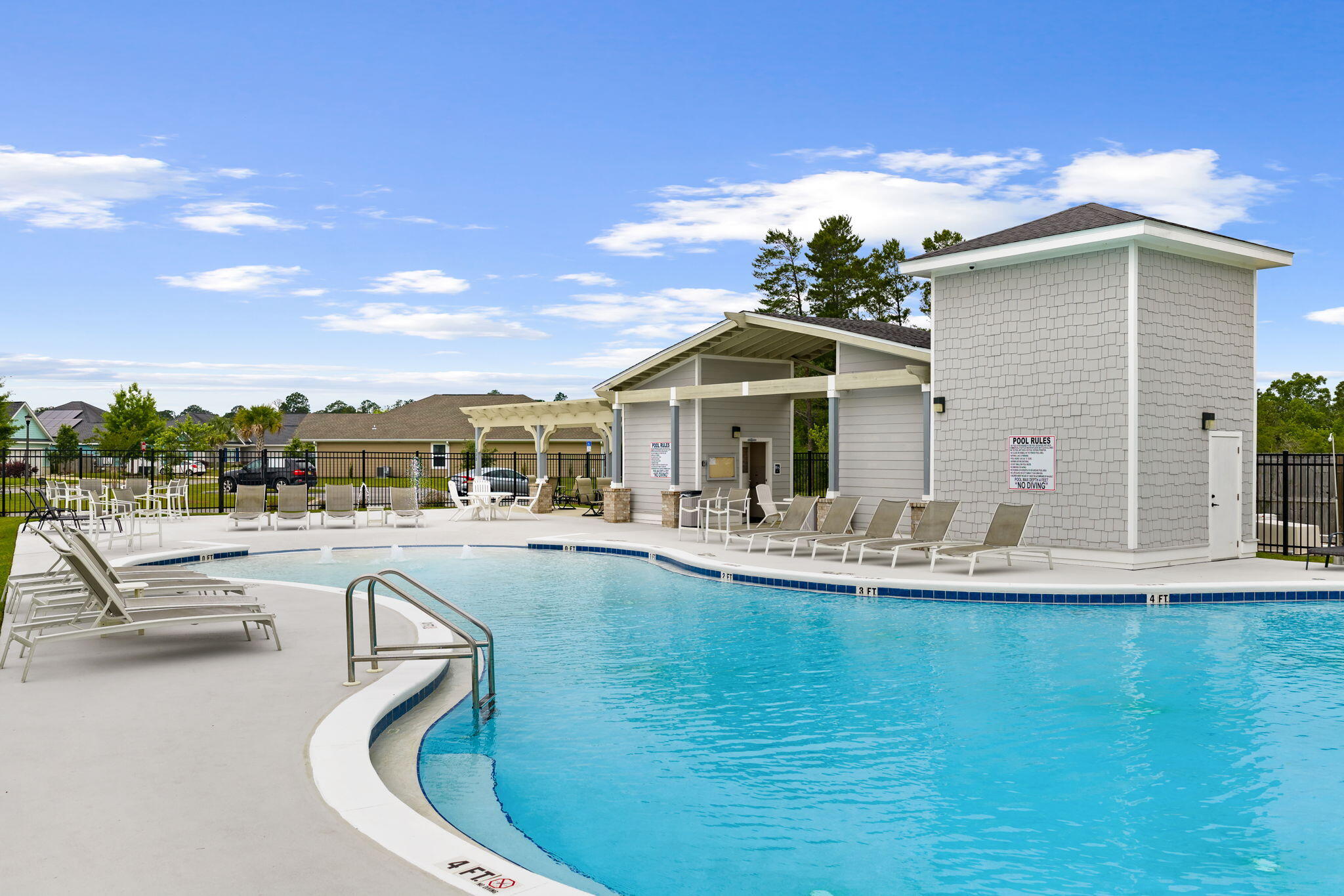 CROSS CREEK - Residential Lease