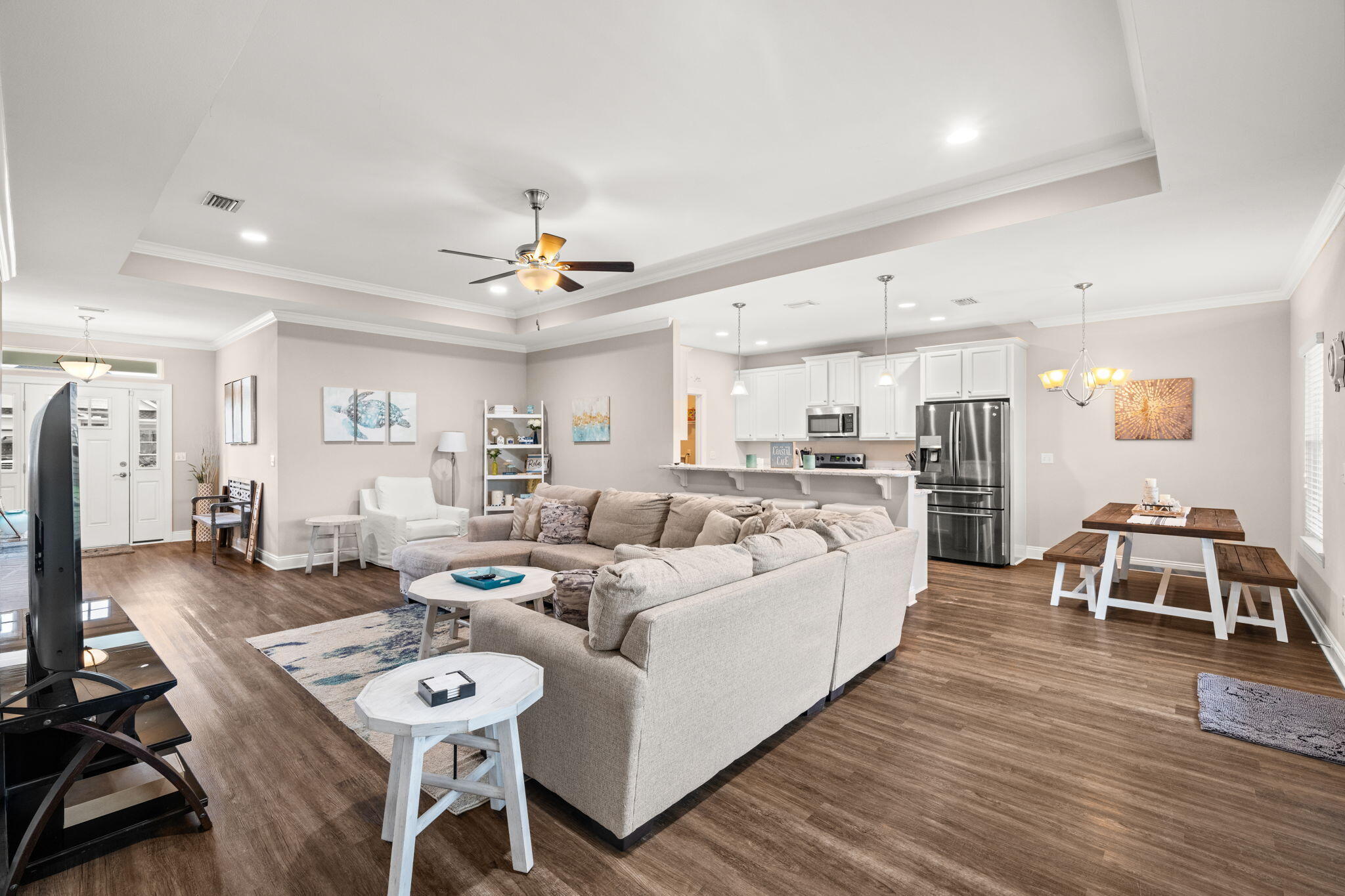 CROSS CREEK - Residential Lease