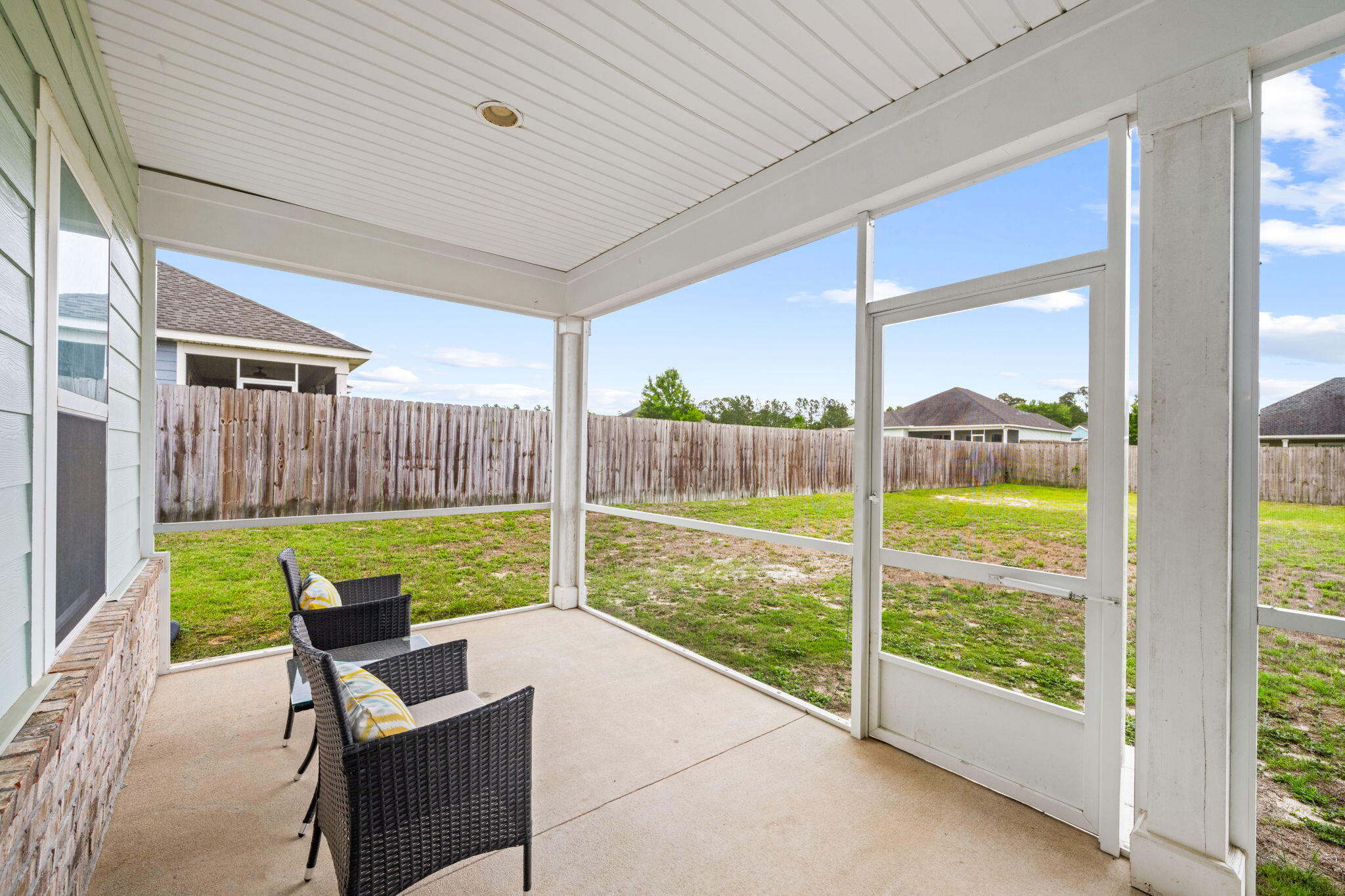 CROSS CREEK - Residential Lease