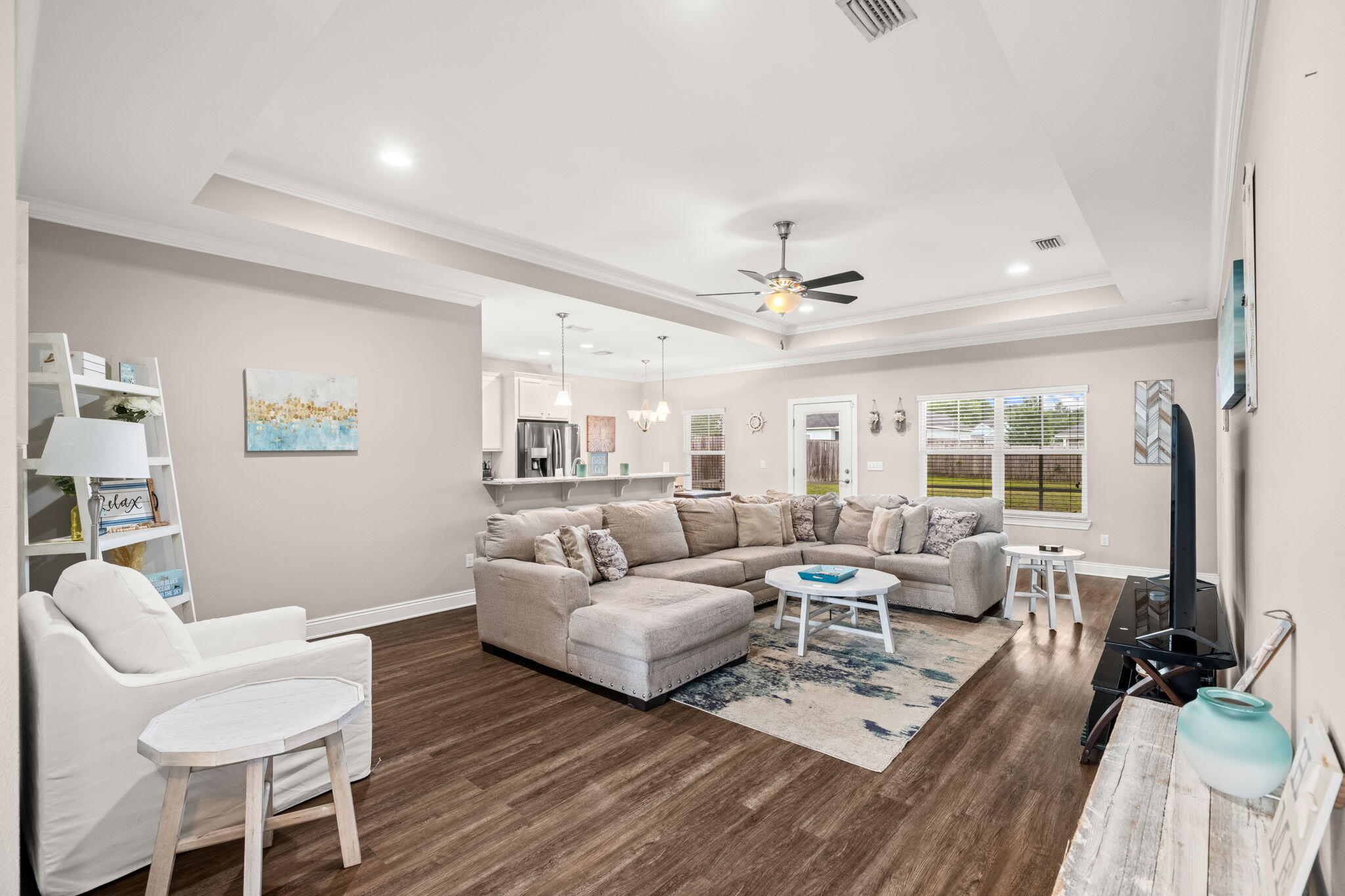 CROSS CREEK - Residential Lease