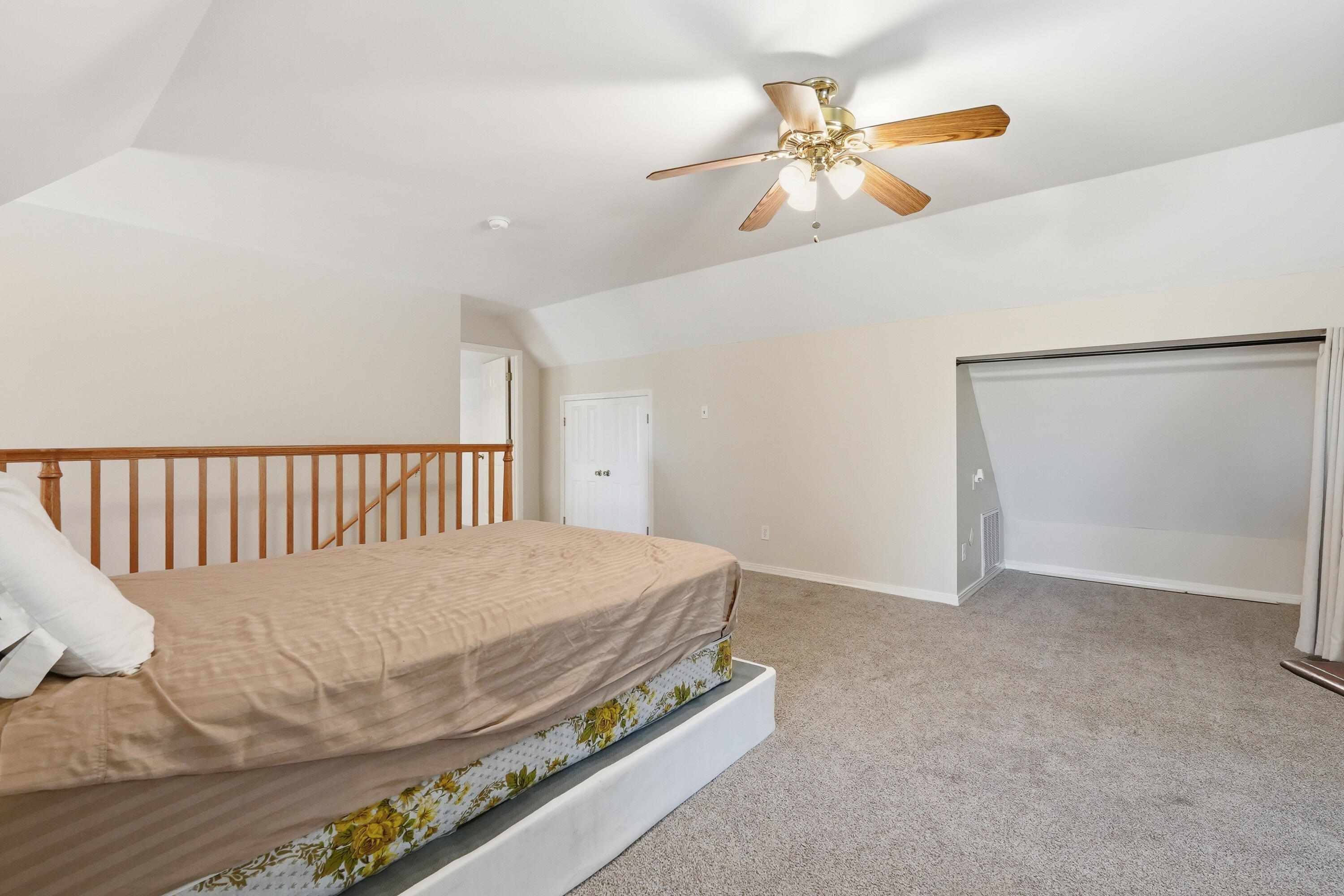 SPRING LAKE ESTATES - Residential