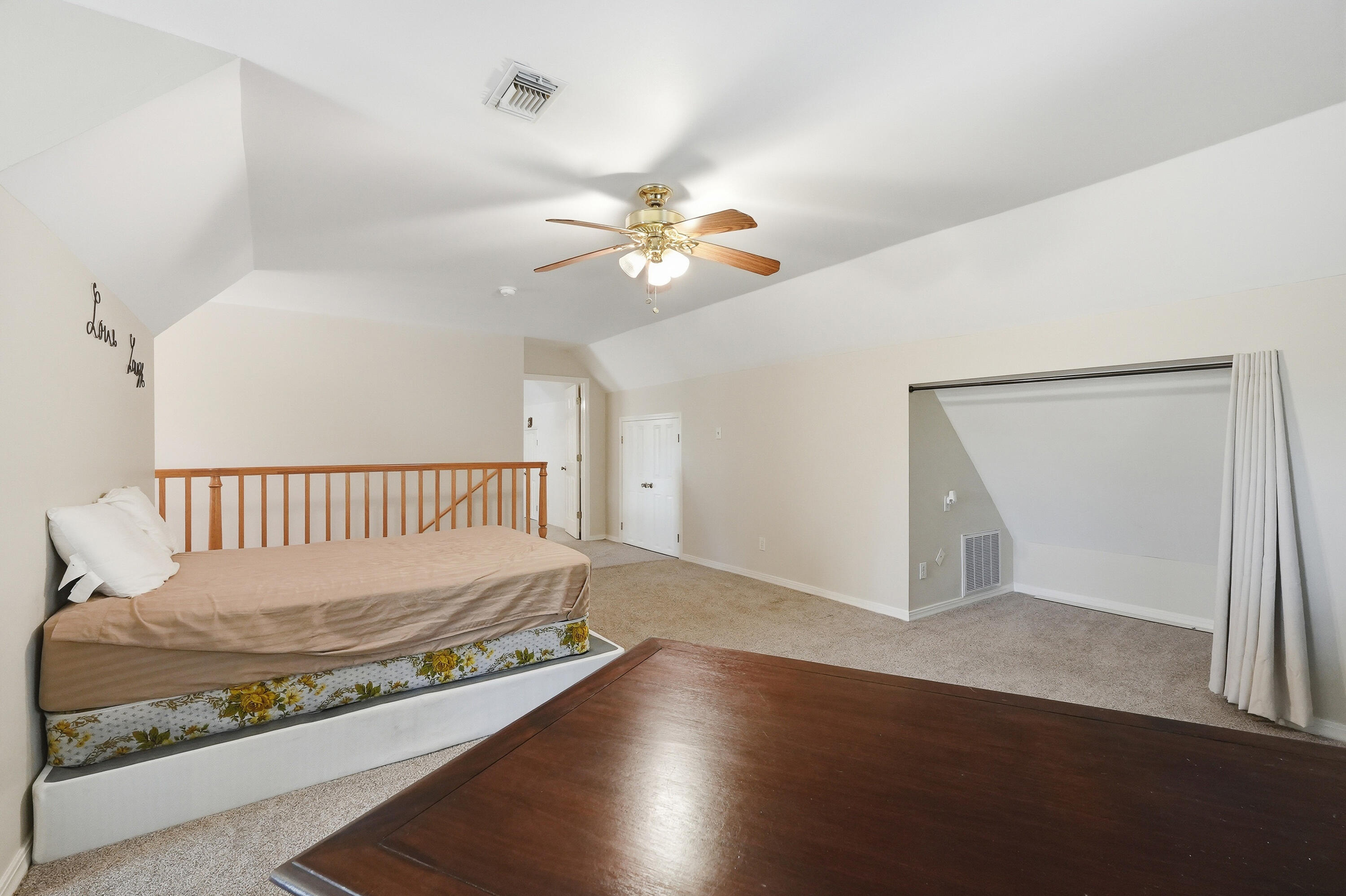 SPRING LAKE ESTATES - Residential