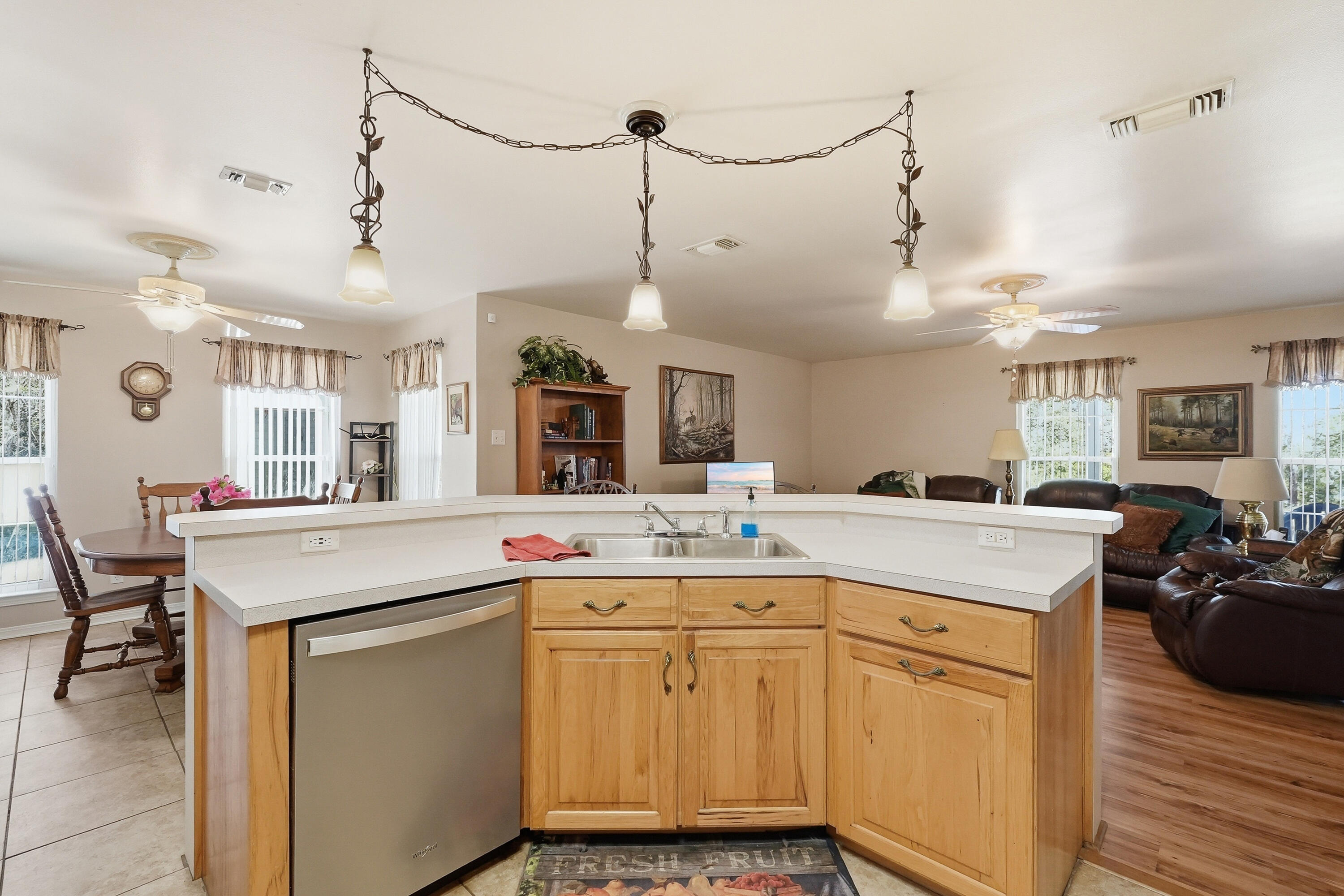 SPRING LAKE ESTATES - Residential