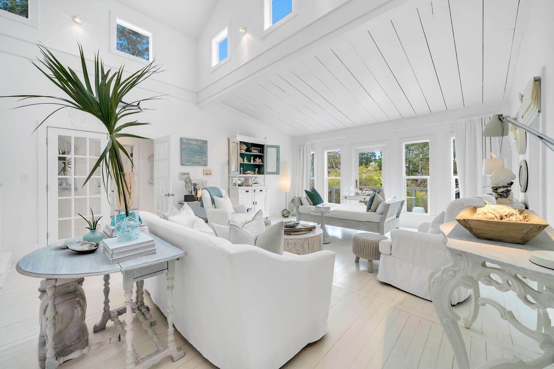 BLUE MOUNTAIN BEACH - Residential