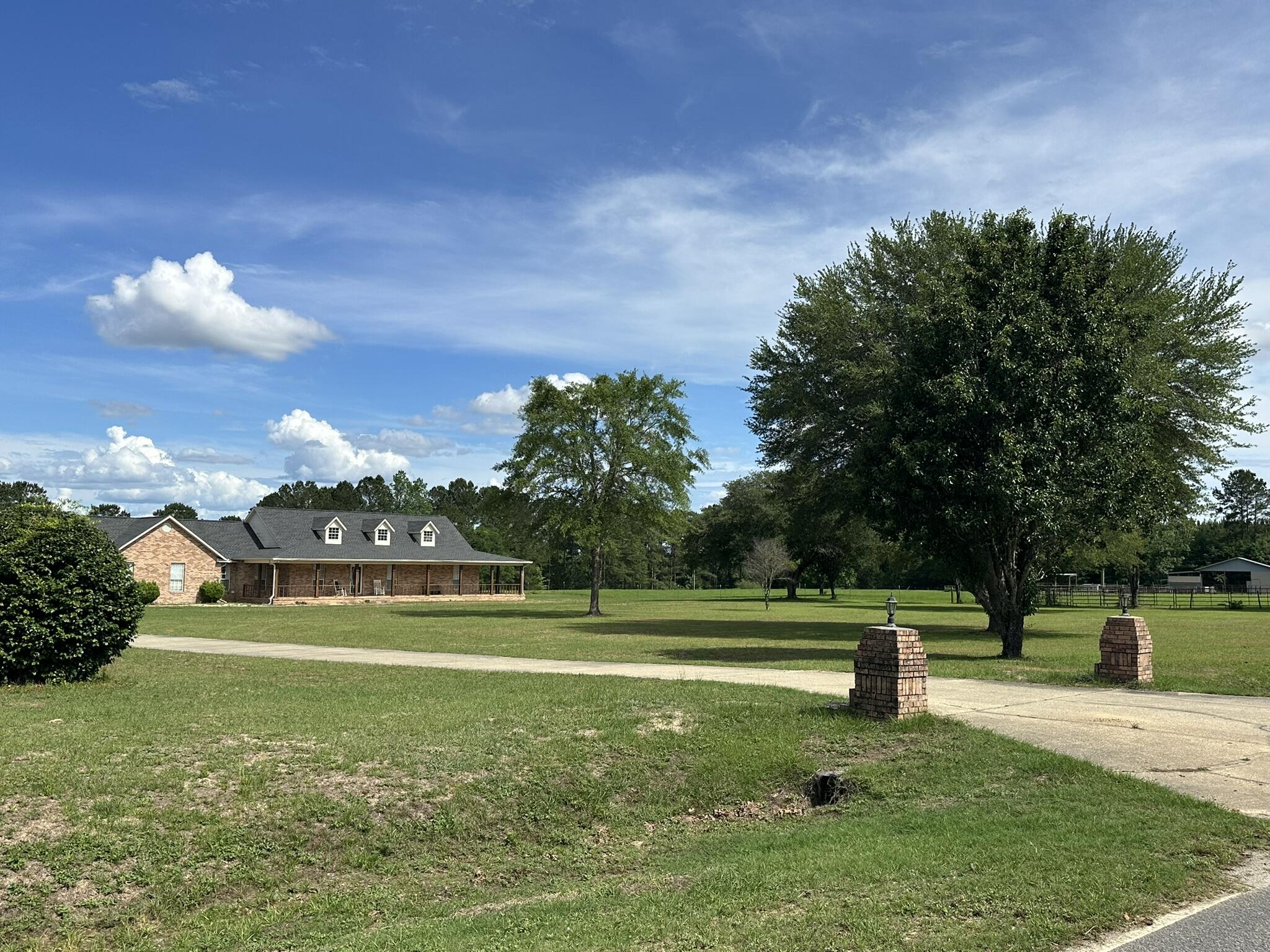 NO RECORDED SUBDIVISION - Residential