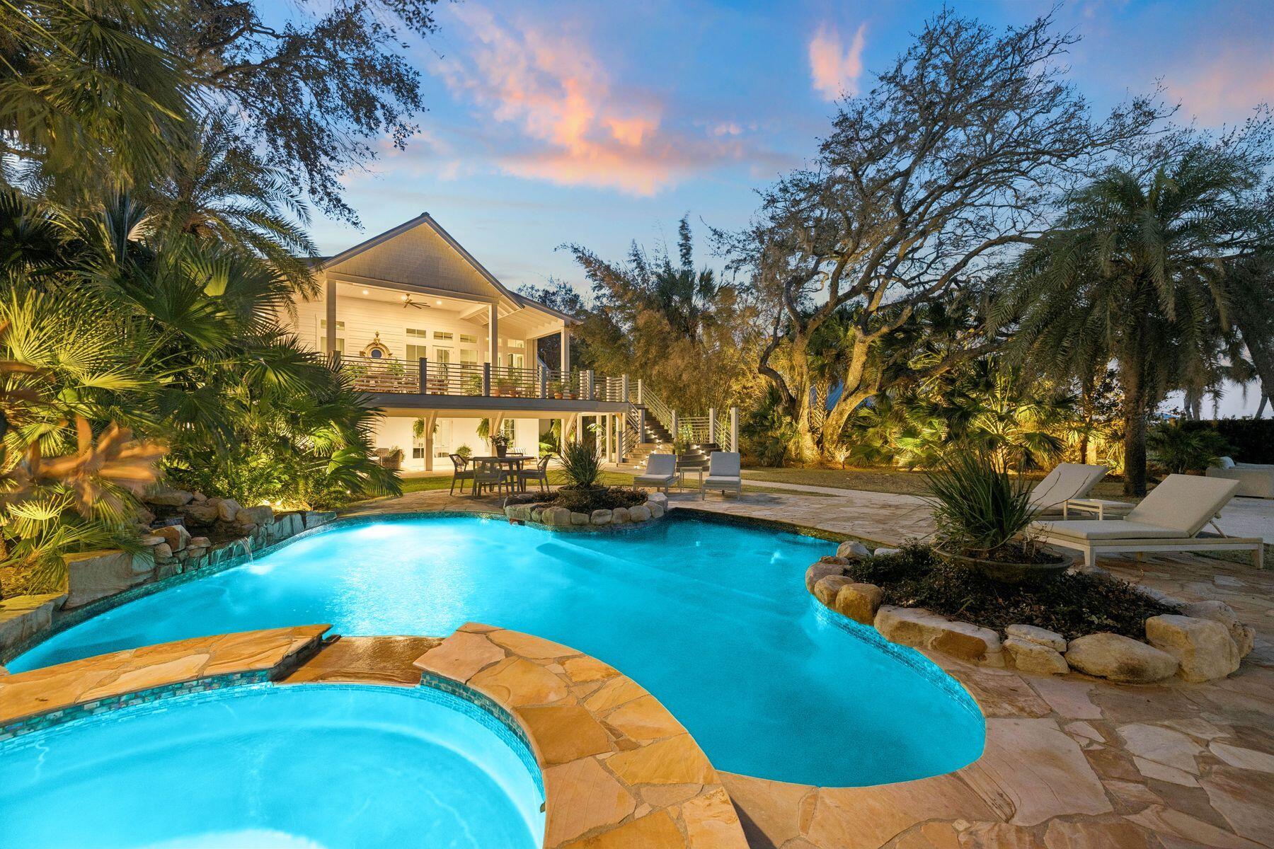 469 Turquoise Bch Drive