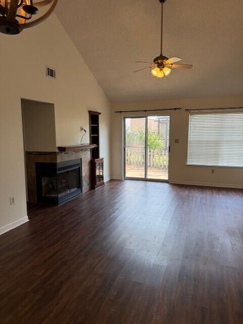 FAIRWAY LAKES PH 1 - Residential