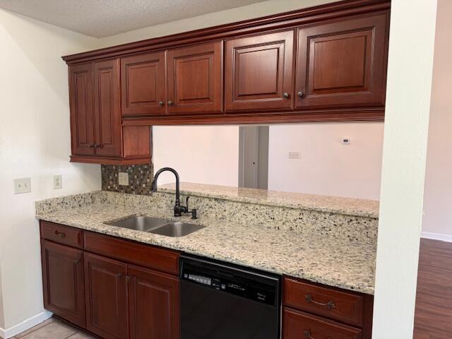 FAIRWAY LAKES PH 1 - Residential