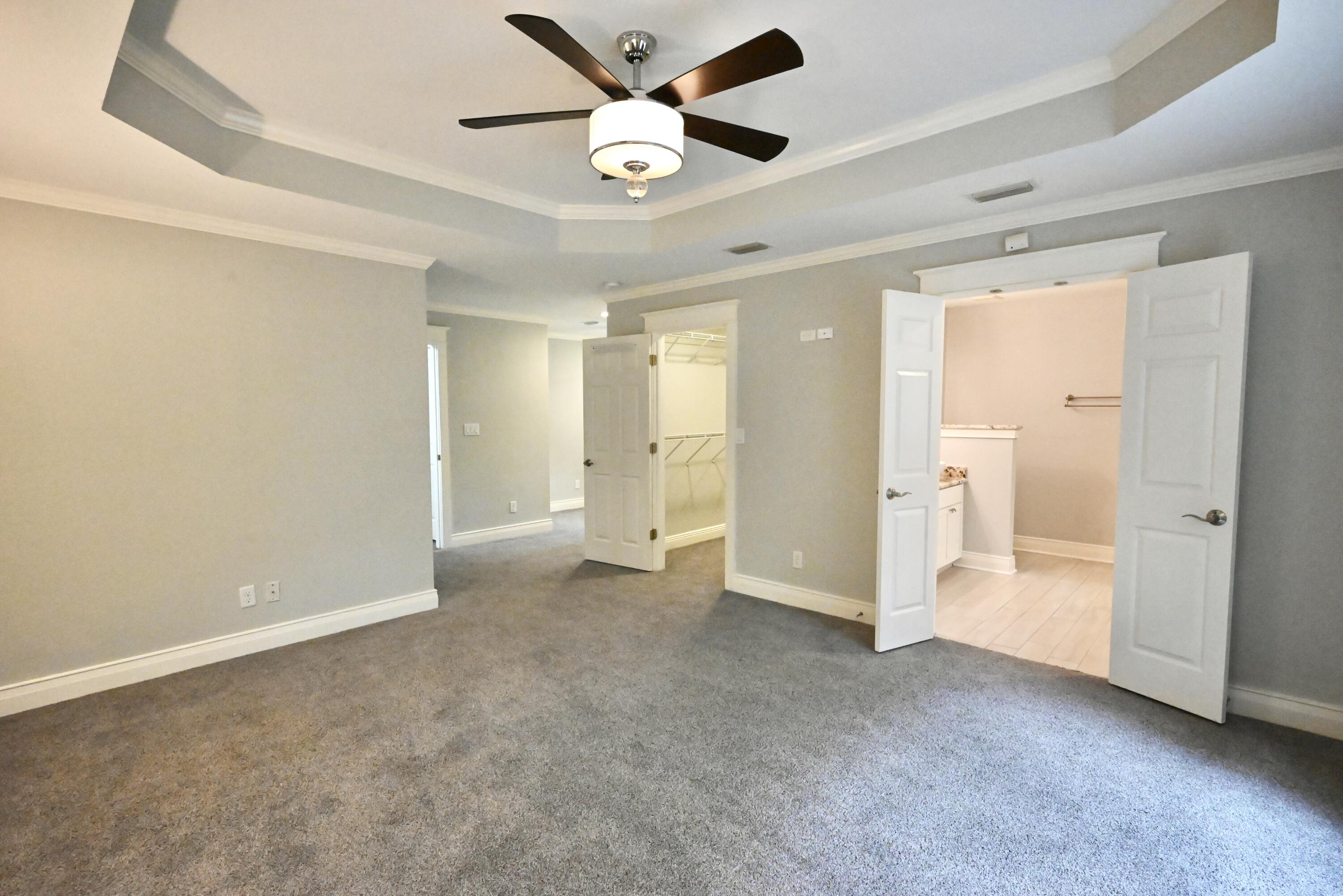 KENNEDY LAKES 1ST ADDN - Residential