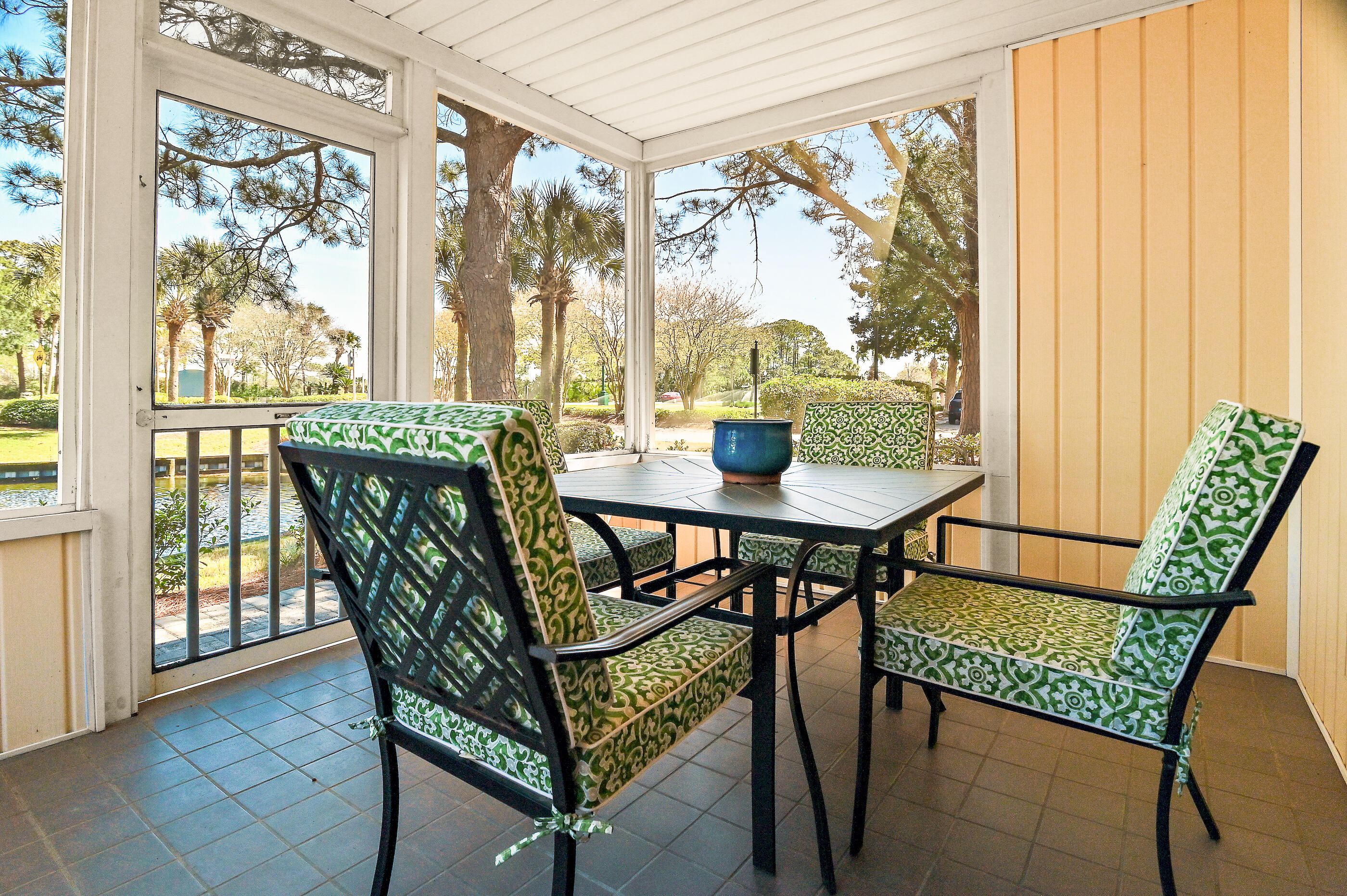 SANDPIPER VILLAGE CONDO - Residential