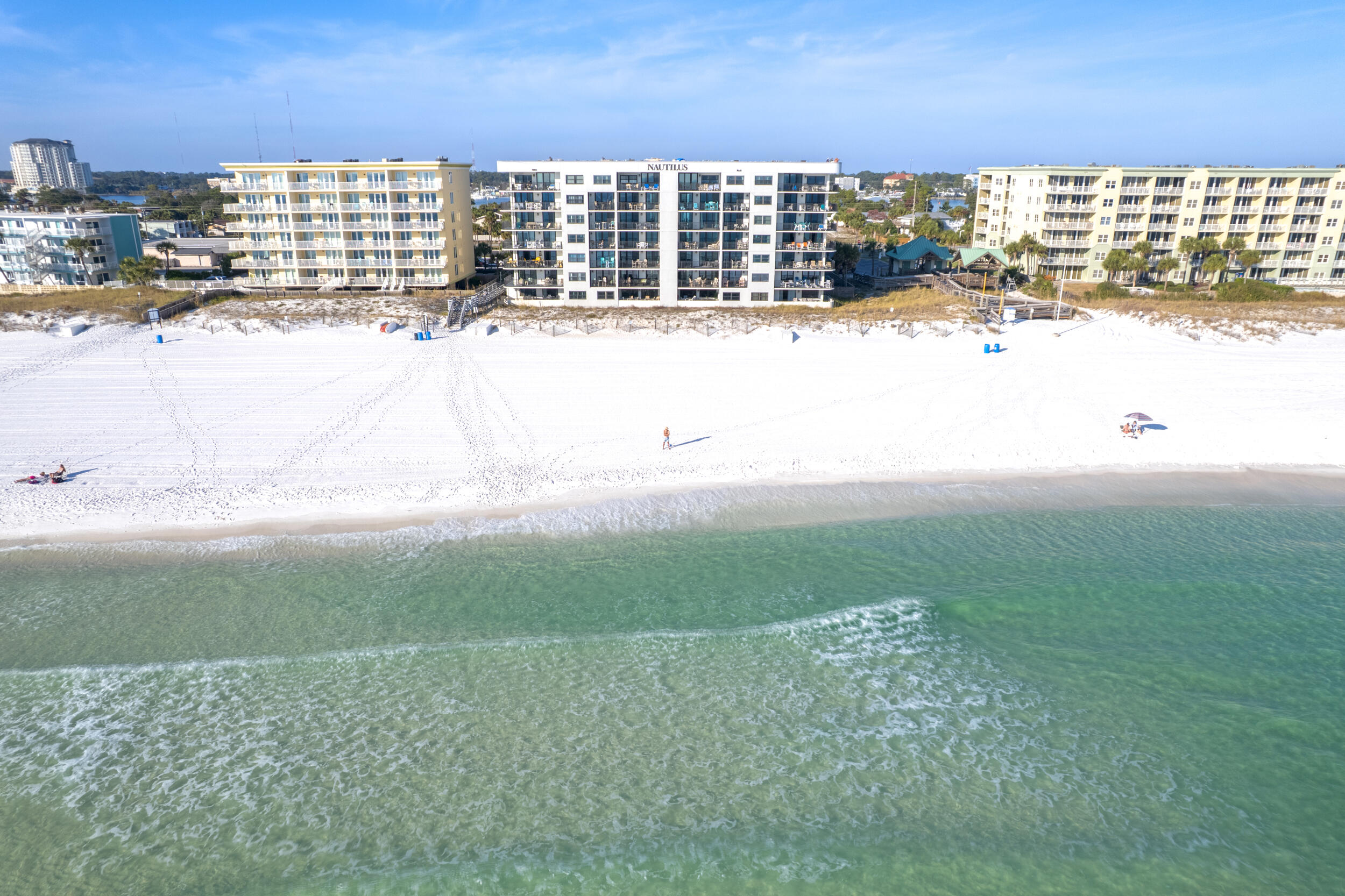 NAUTILUS CONDO - Residential