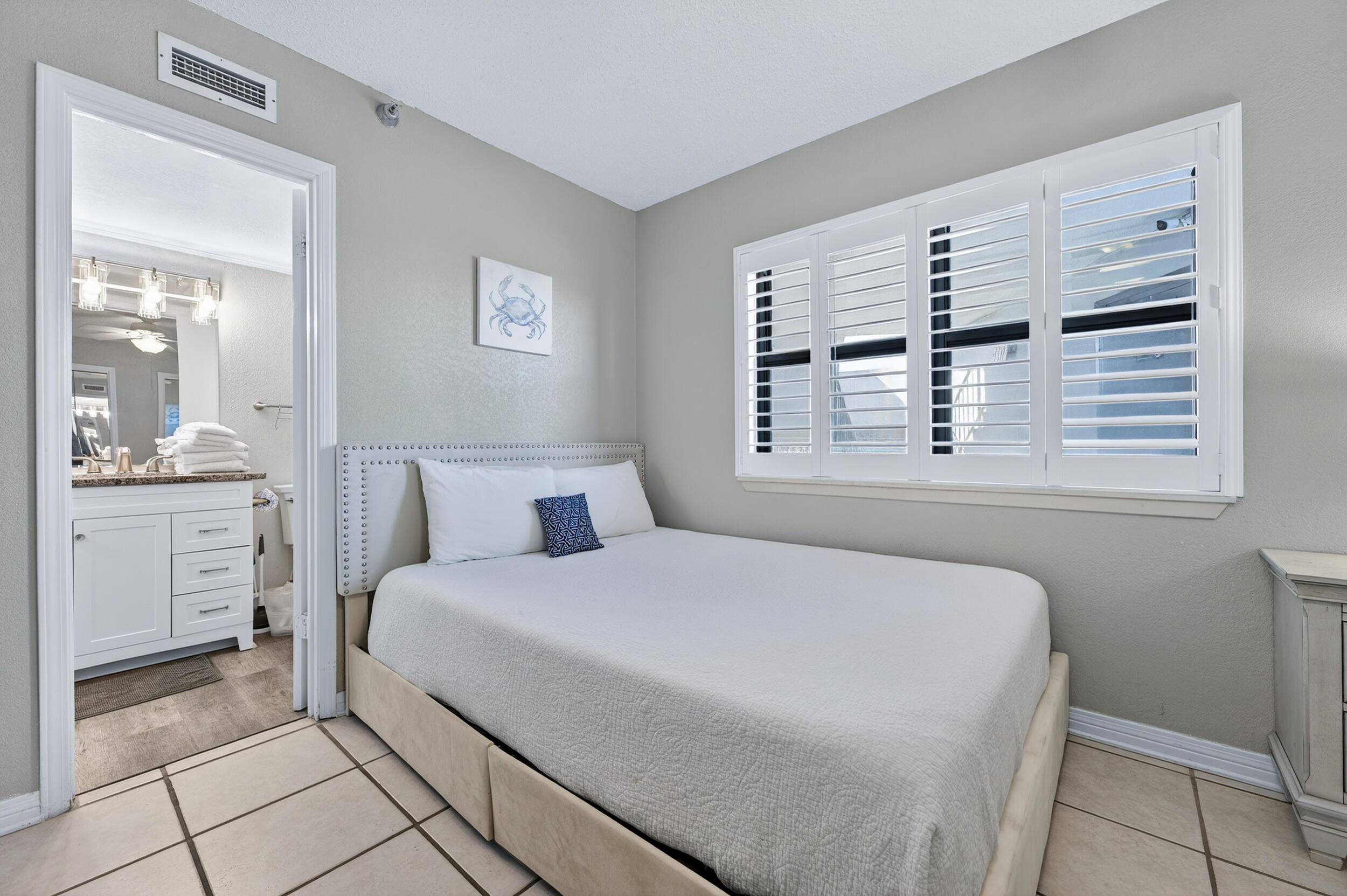 NAUTILUS CONDO - Residential