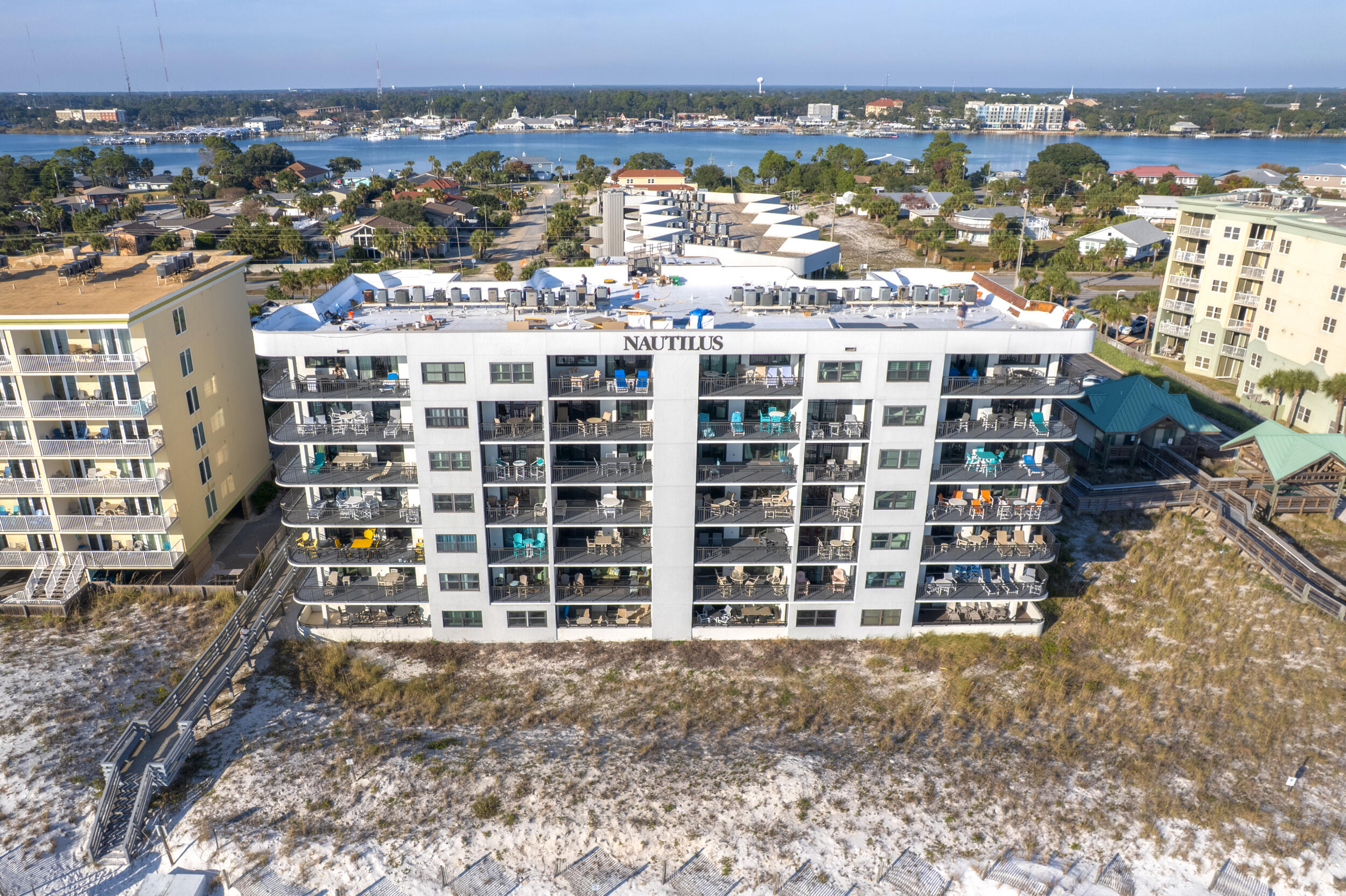 NAUTILUS CONDO - Residential