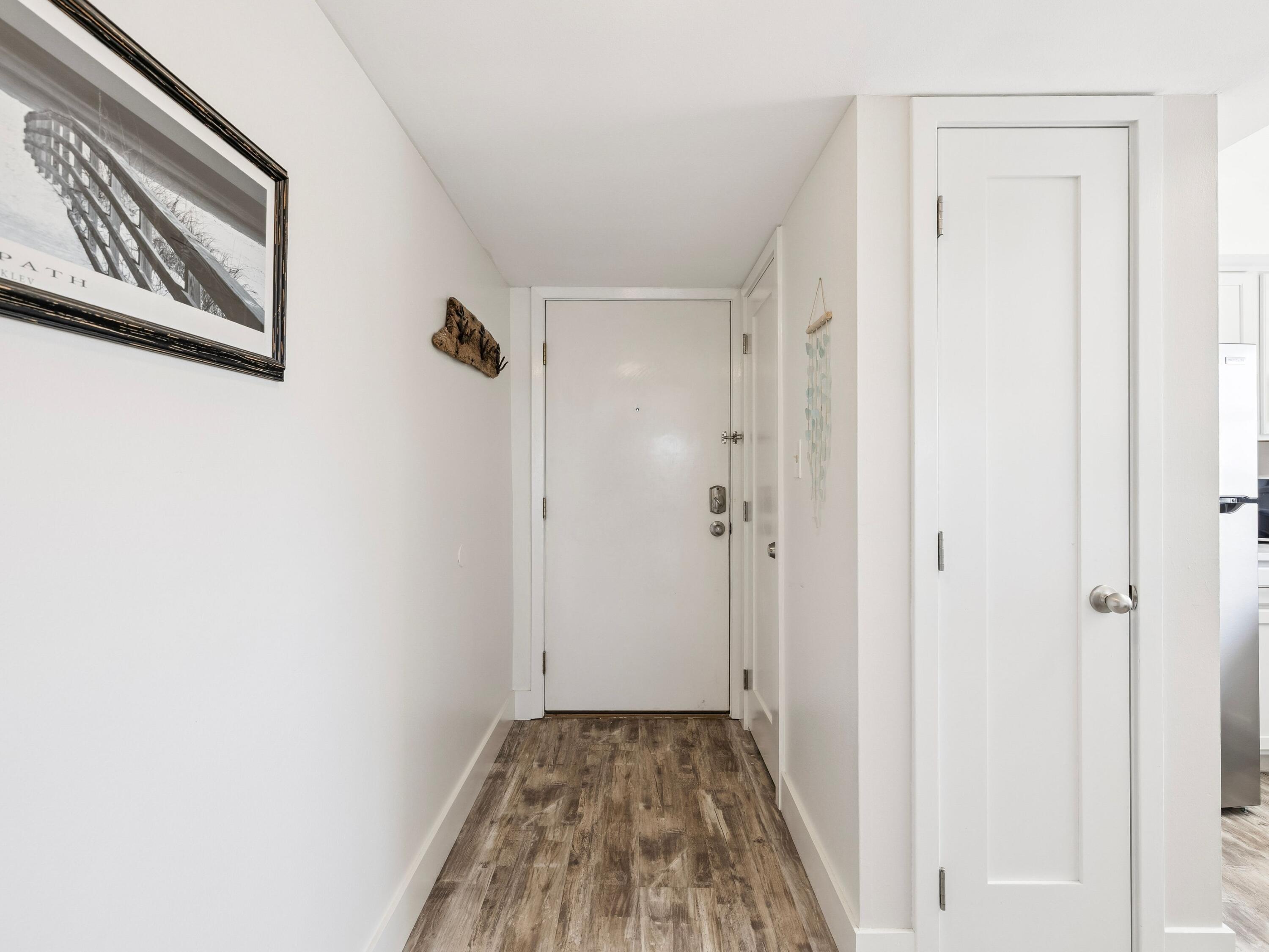 EL MATADOR CONDO - Residential