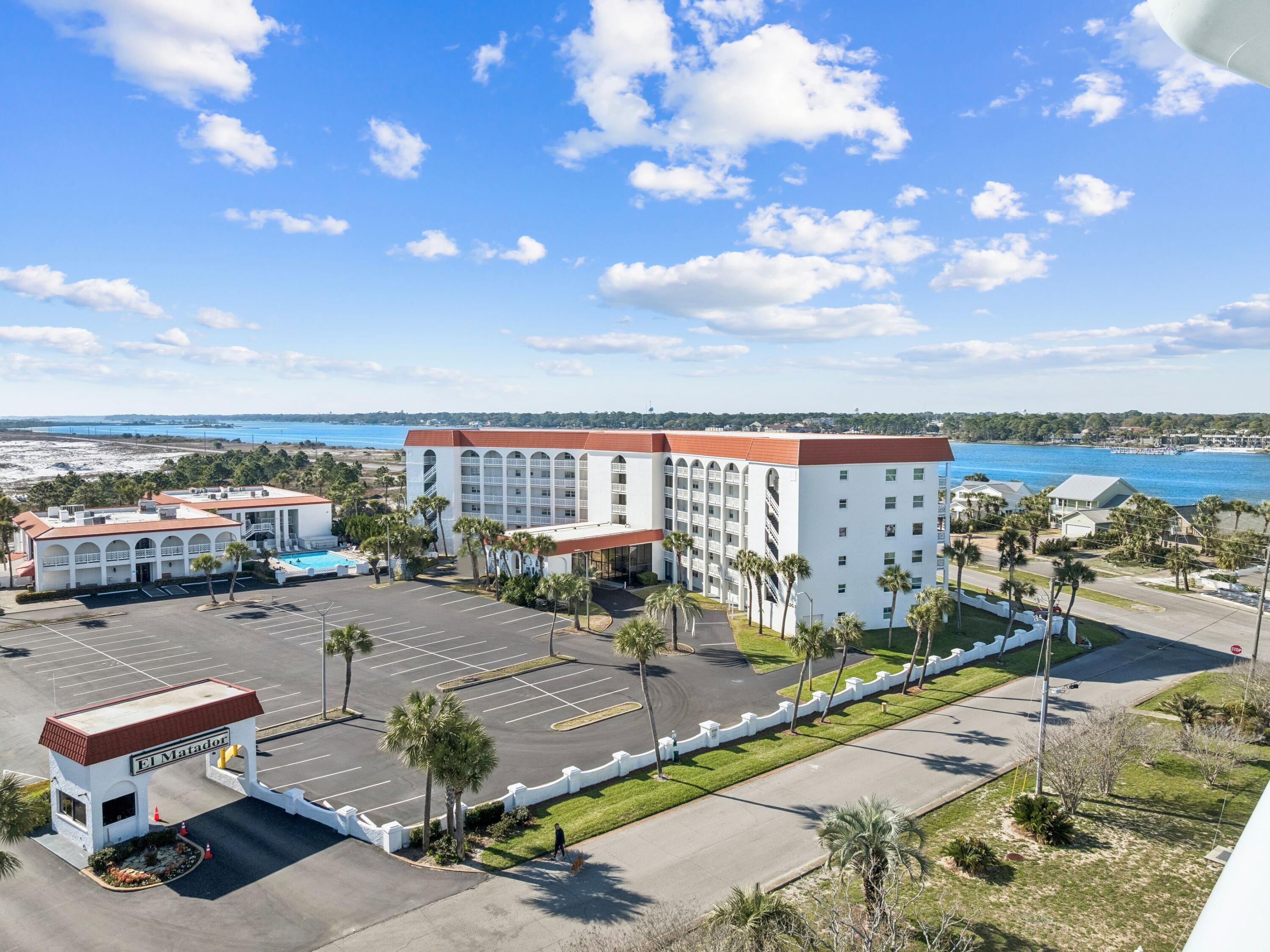EL MATADOR CONDO - Residential