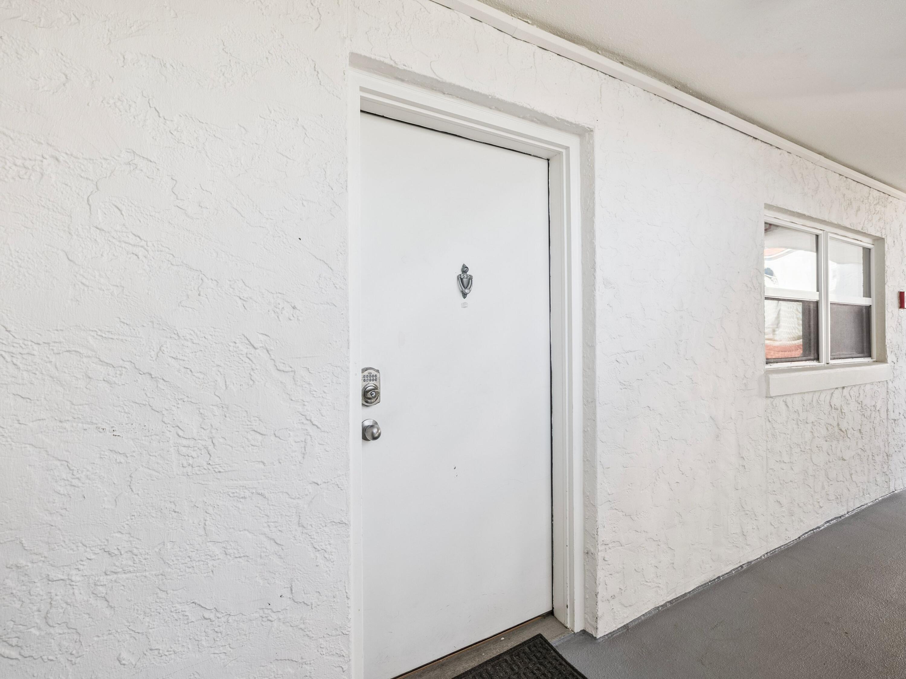 EL MATADOR CONDO - Residential