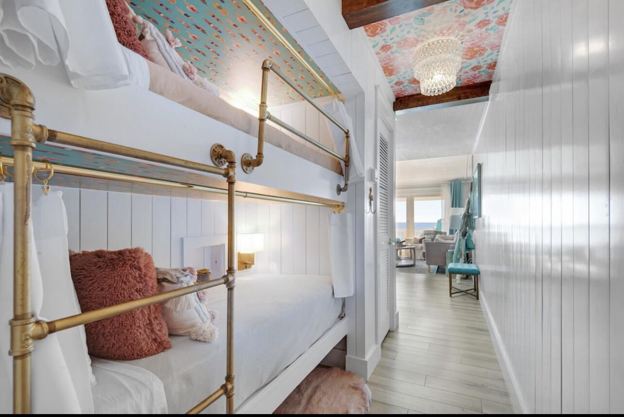 MISTRAL CONDO - Residential