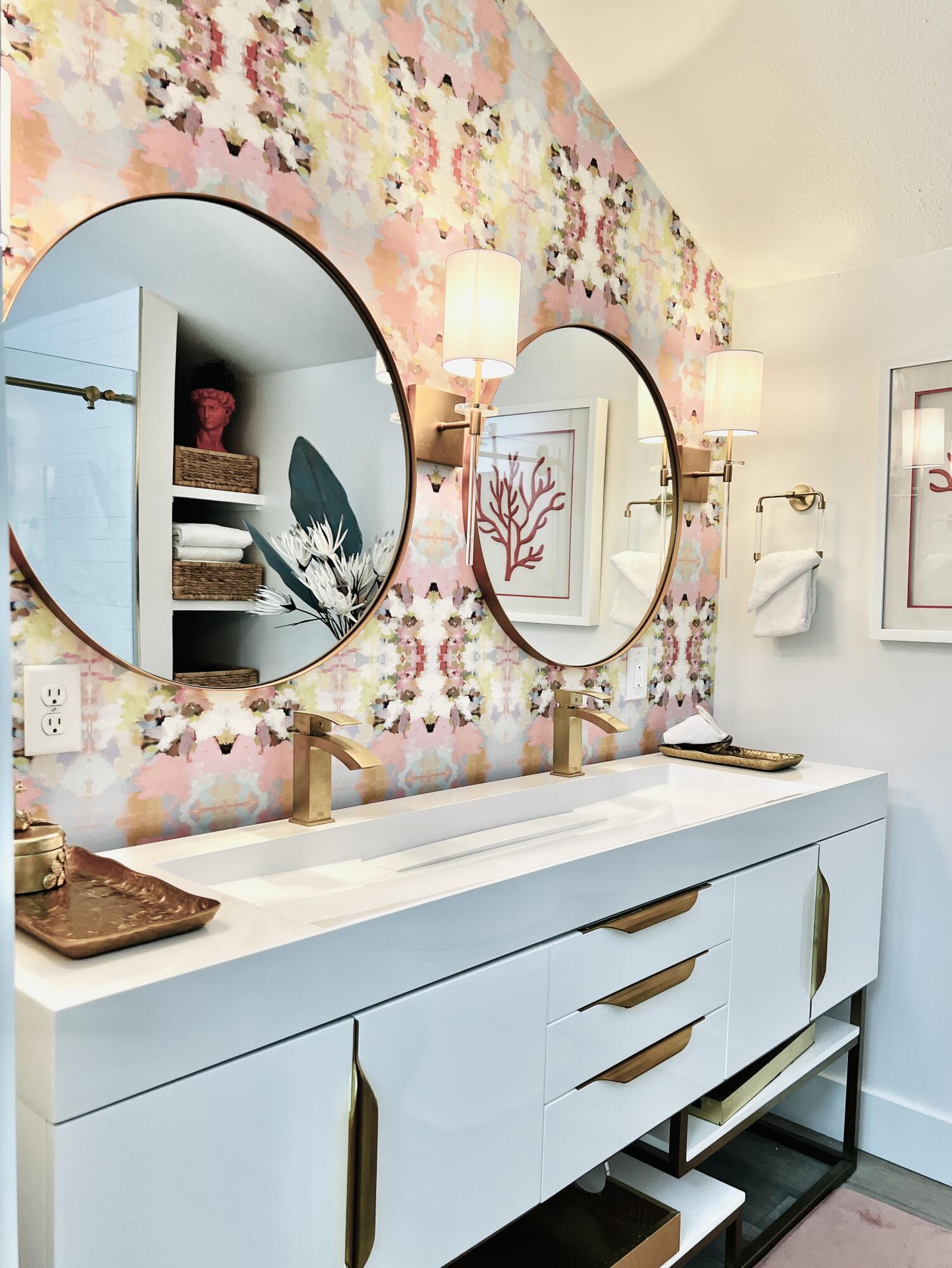 MISTRAL CONDO - Residential