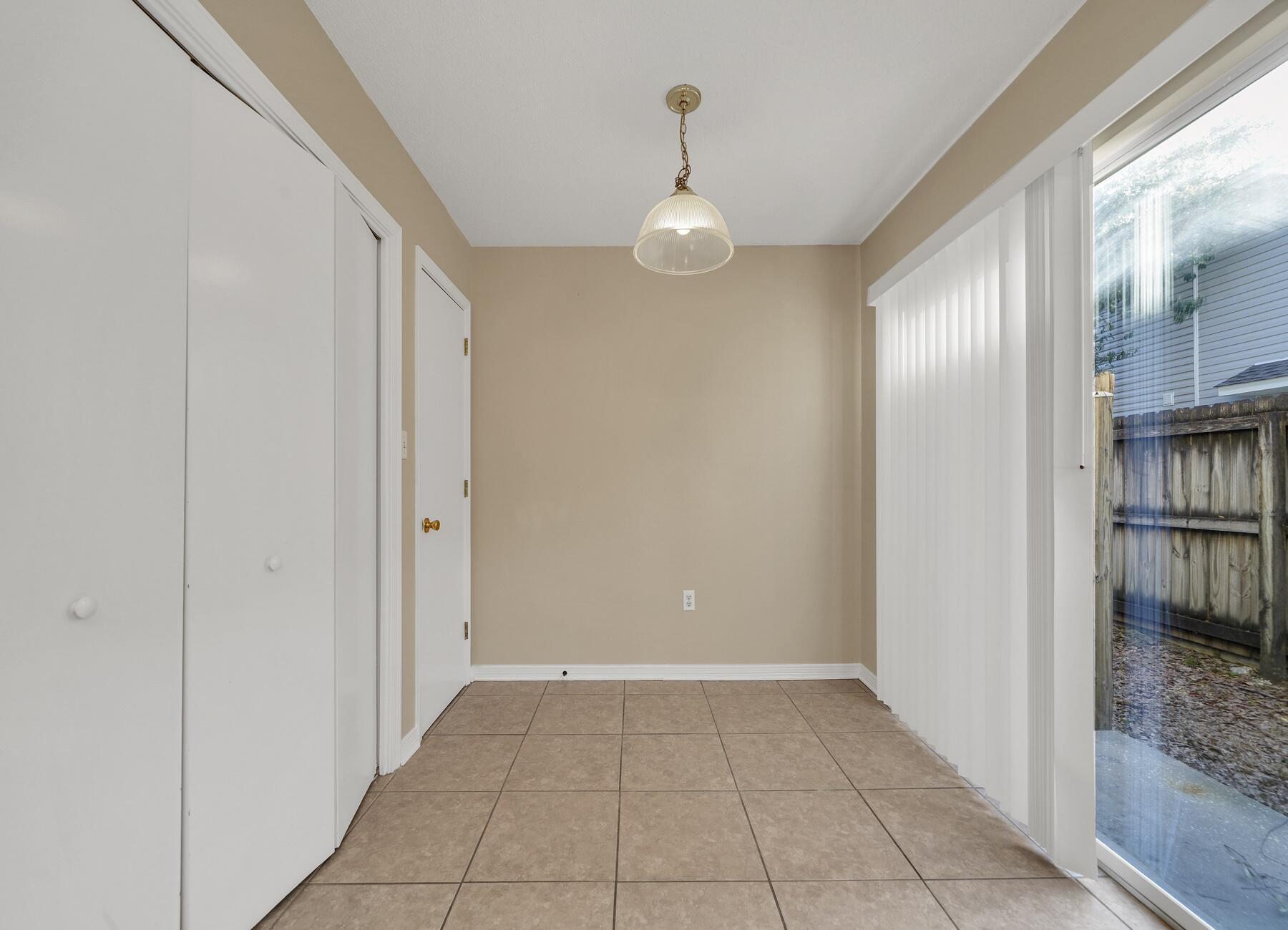 TOKALON TERRACE S/D - Residential Lease