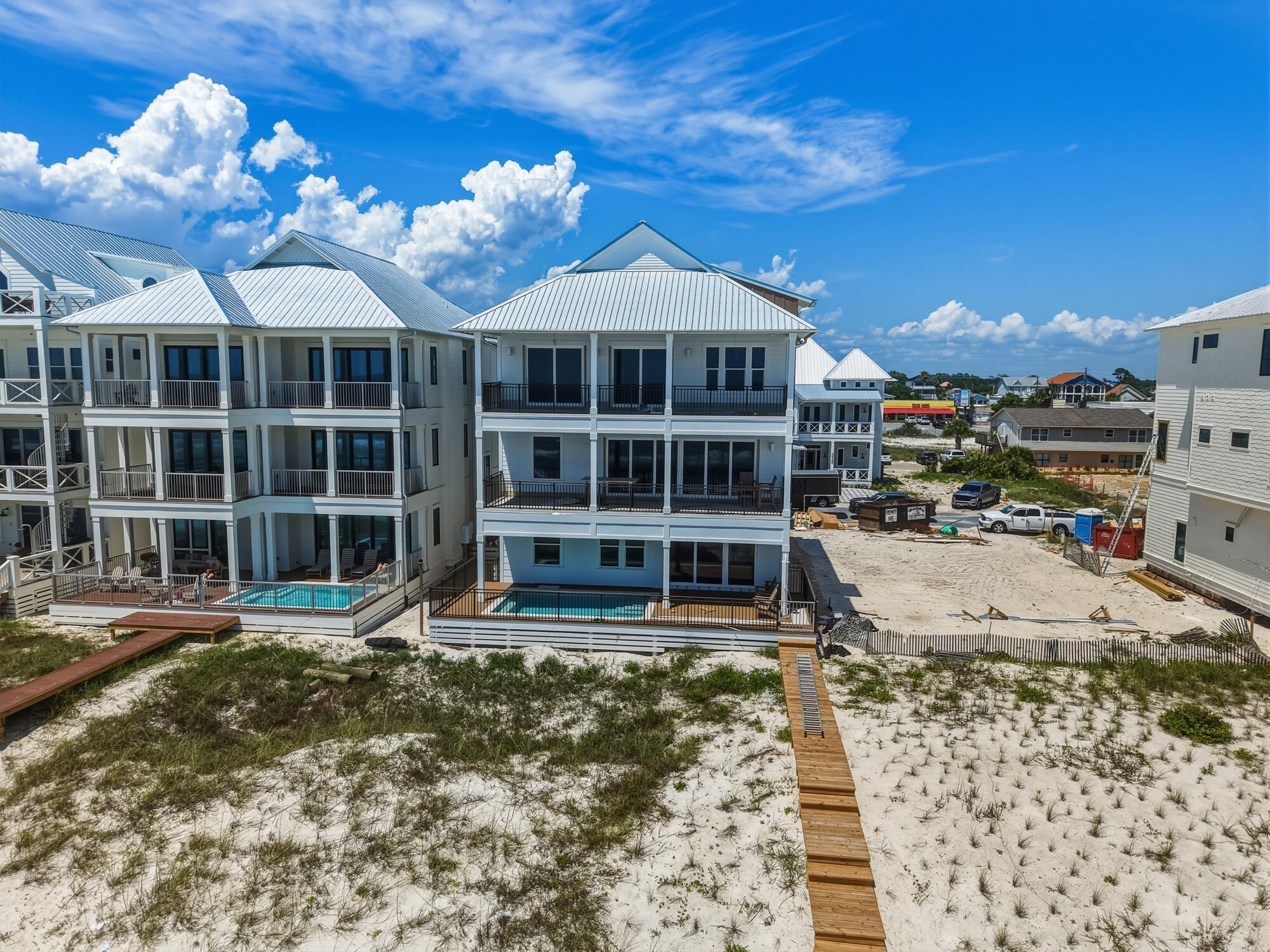 5931 Gulf Drive