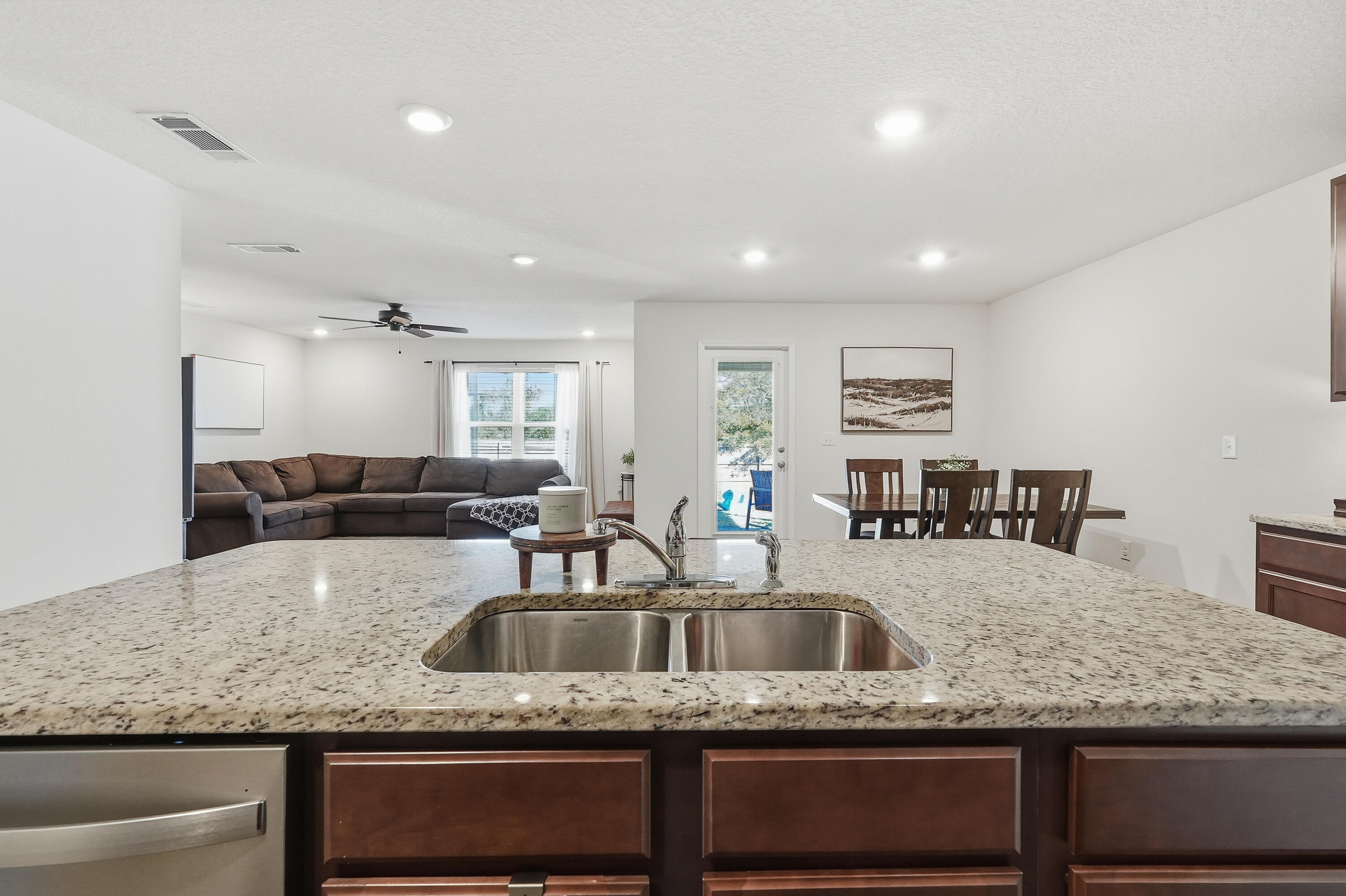 Redstone Commons - Residential