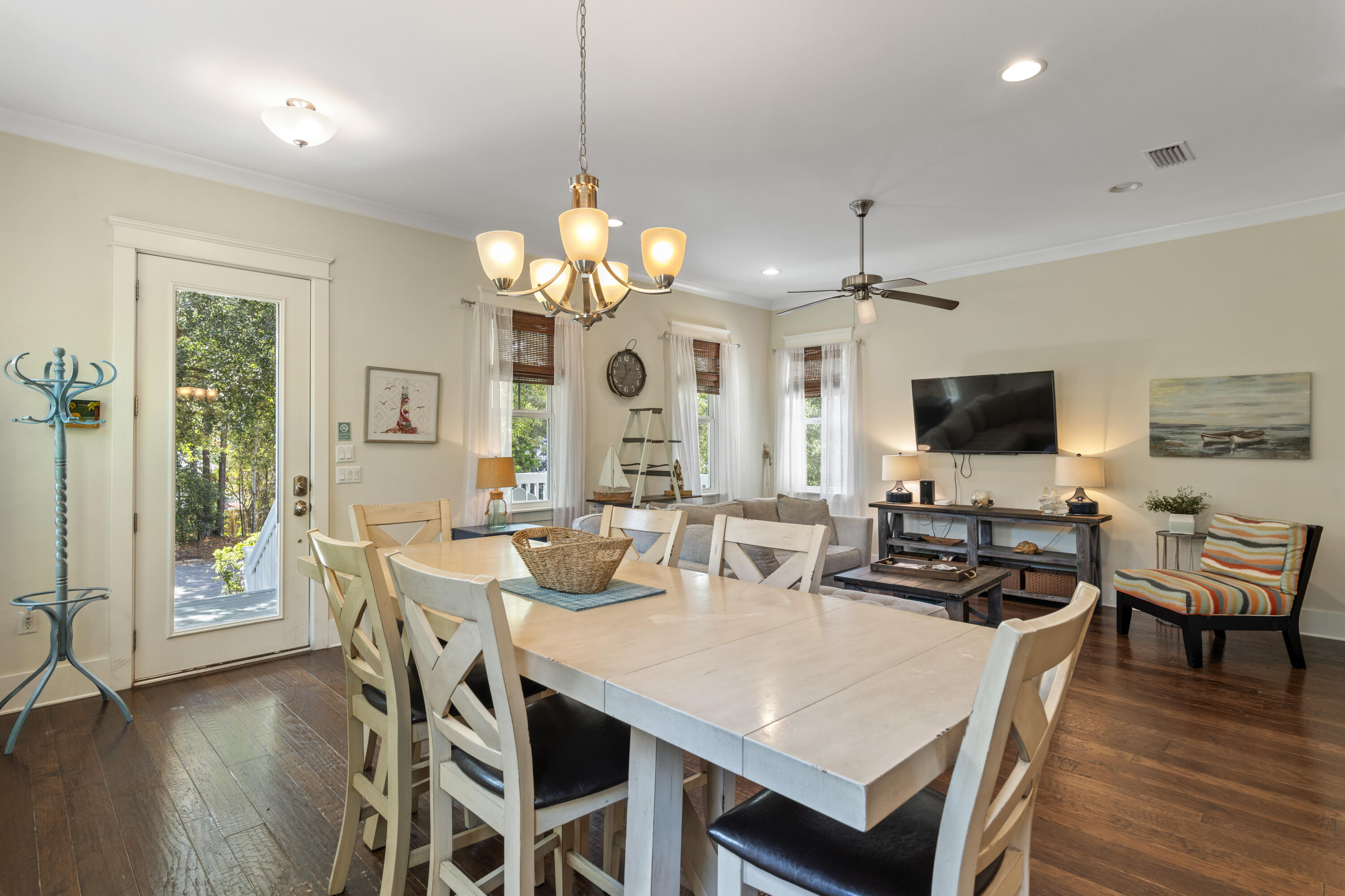 HIGHLAND PARKS - Residential