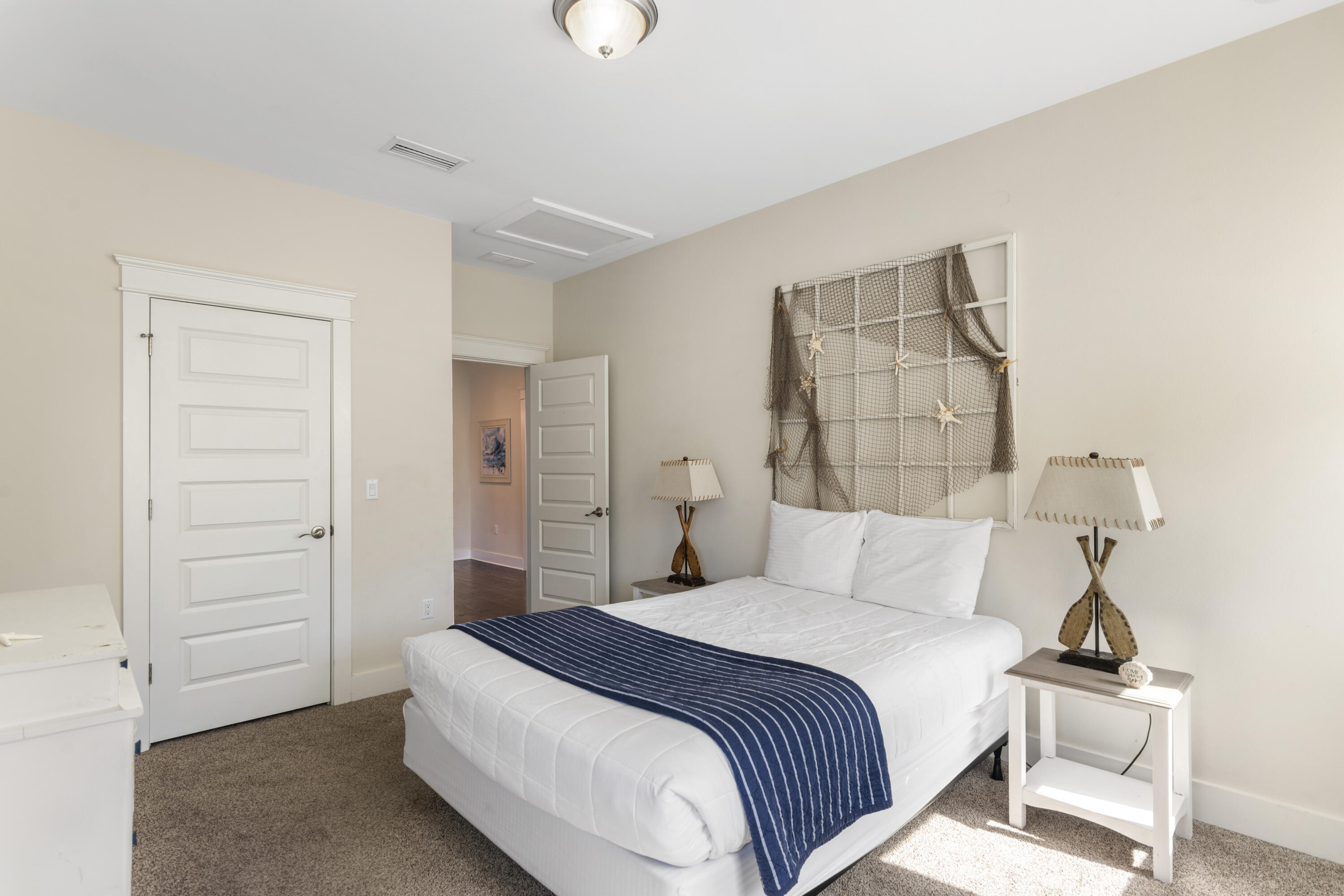 HIGHLAND PARKS - Residential