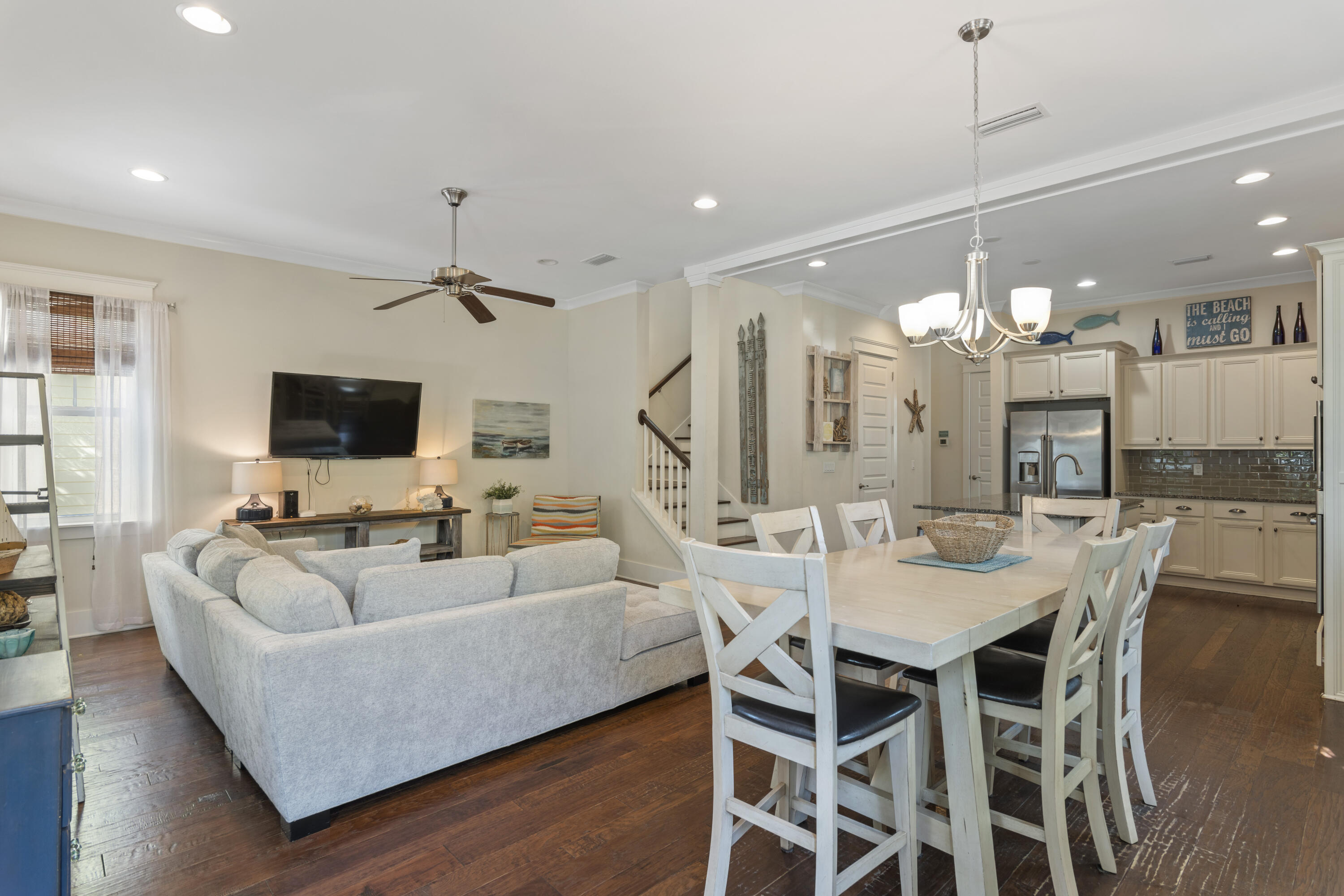 HIGHLAND PARKS - Residential