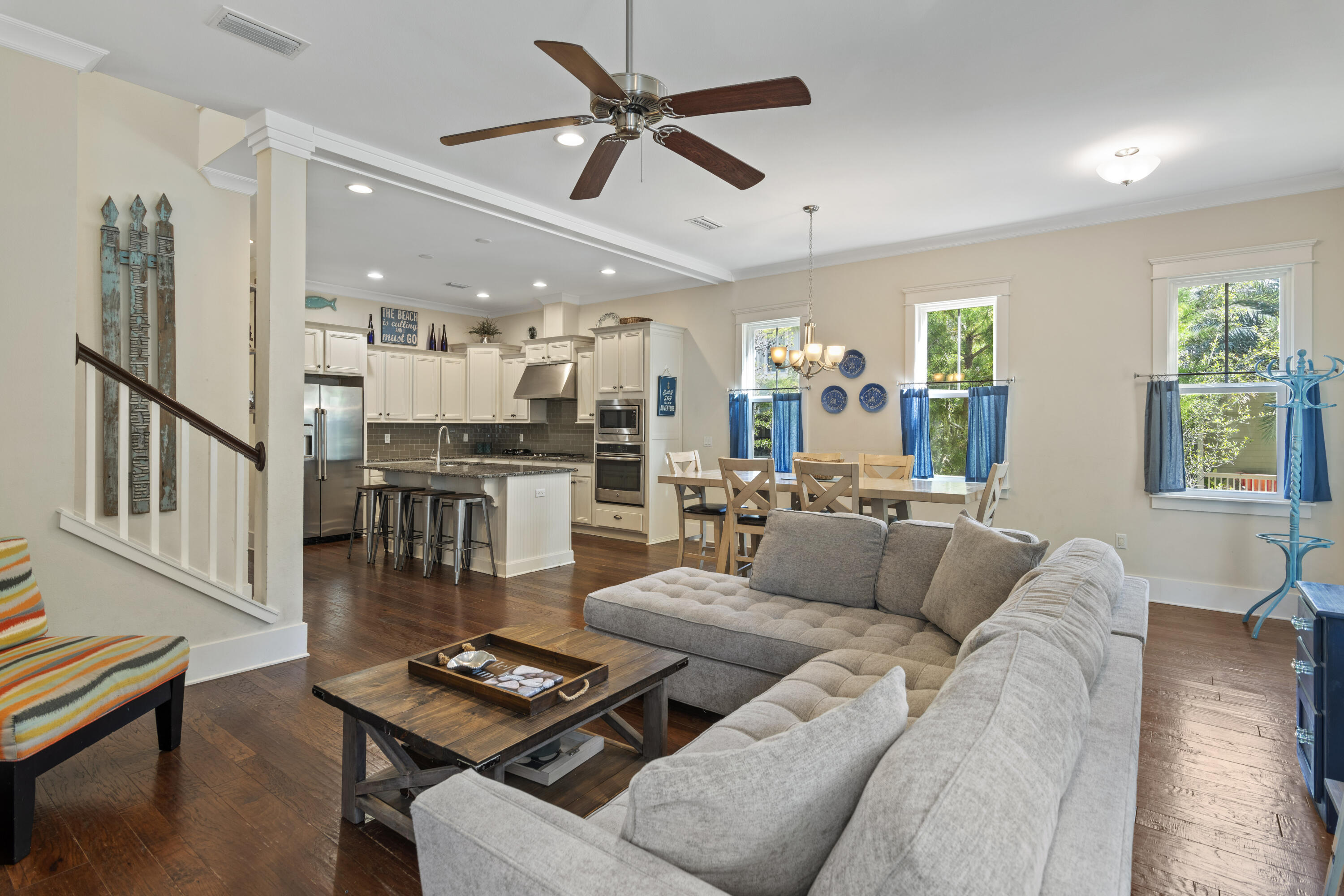 HIGHLAND PARKS - Residential