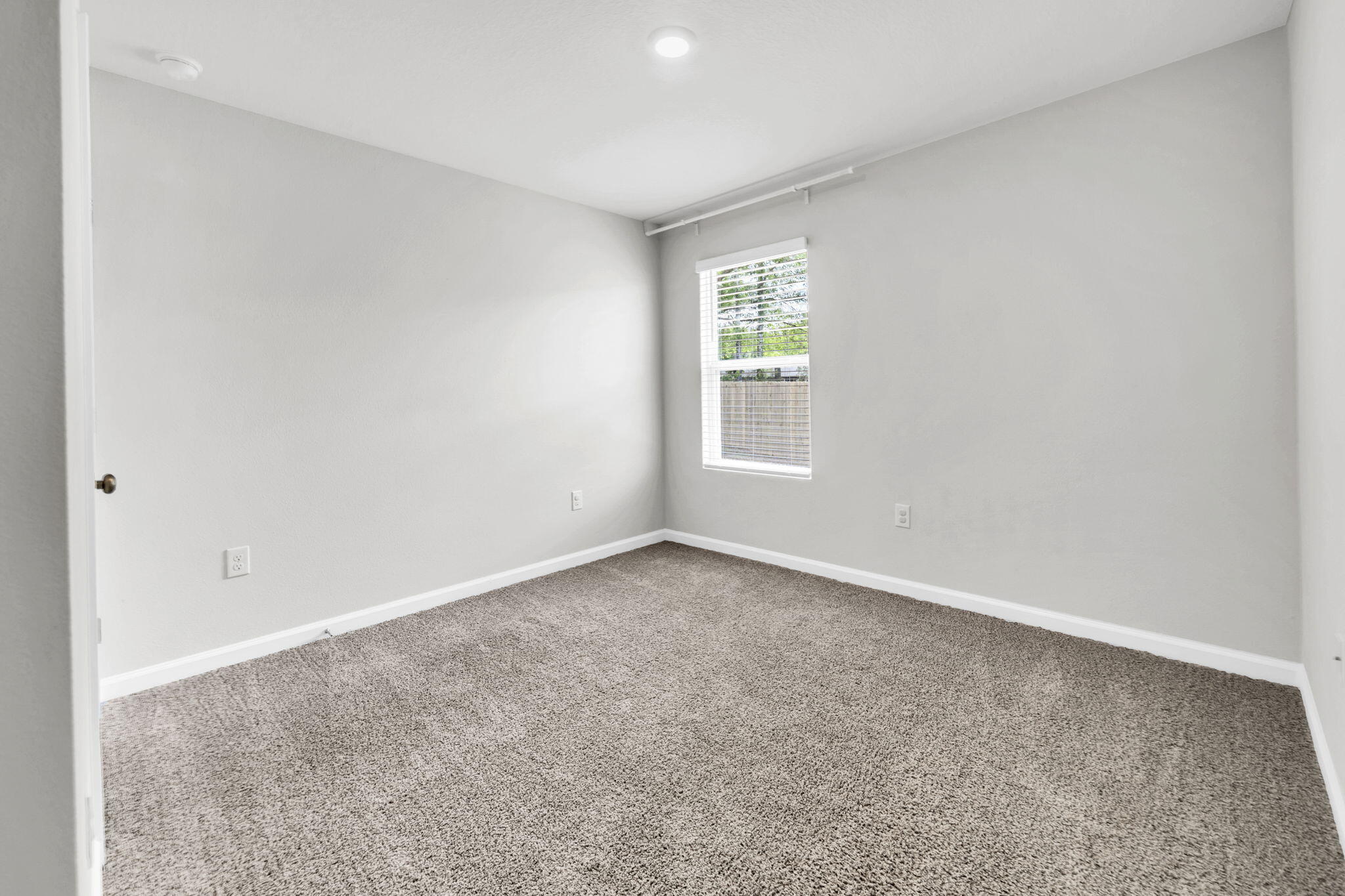 Royal Estates - Residential Lease