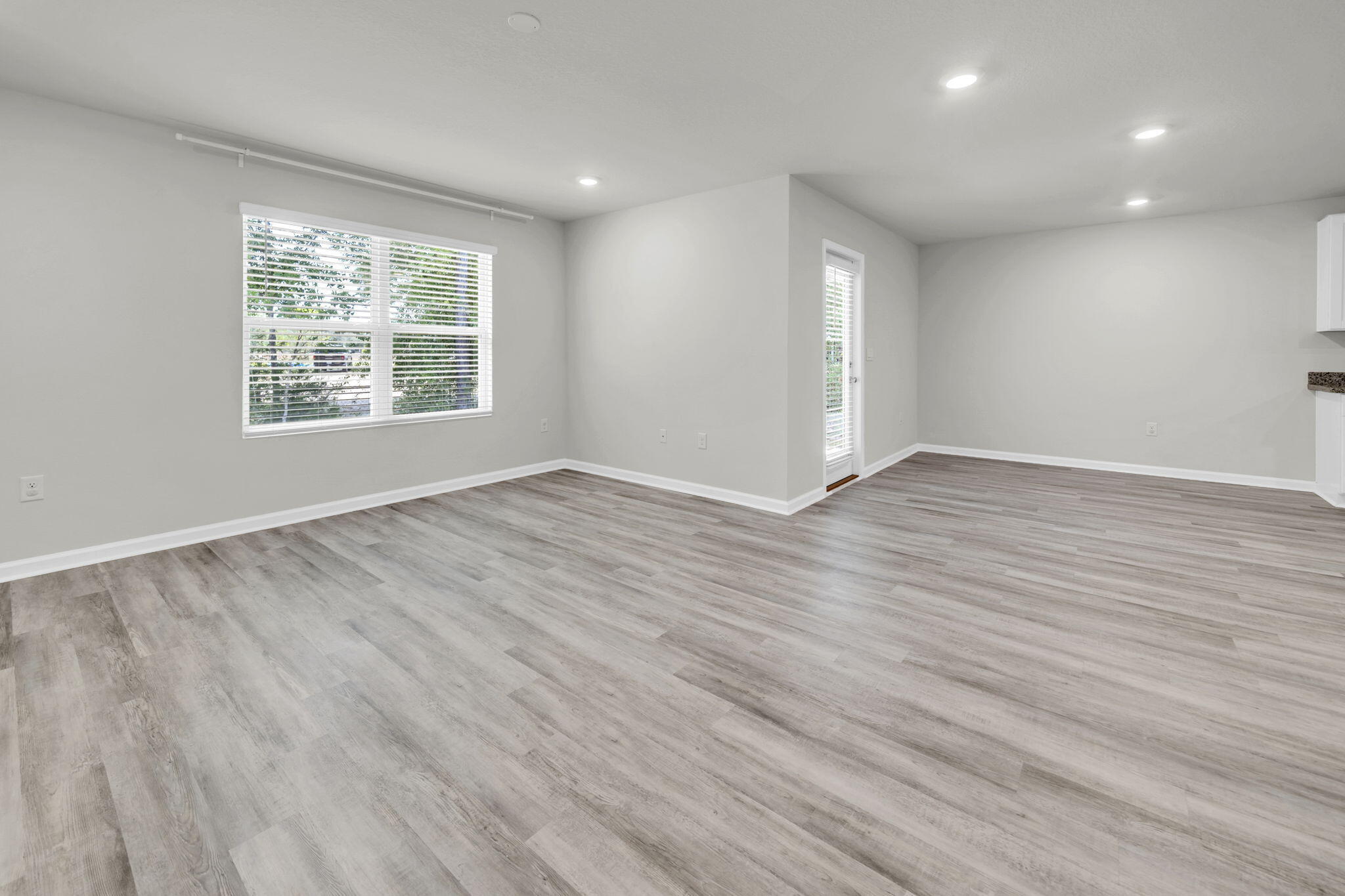 Royal Estates - Residential Lease