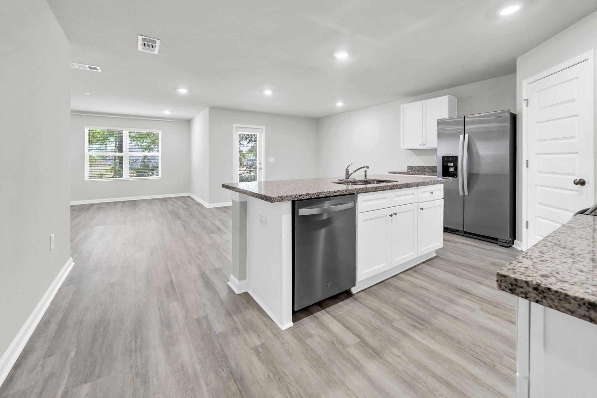 Royal Estates - Residential Lease